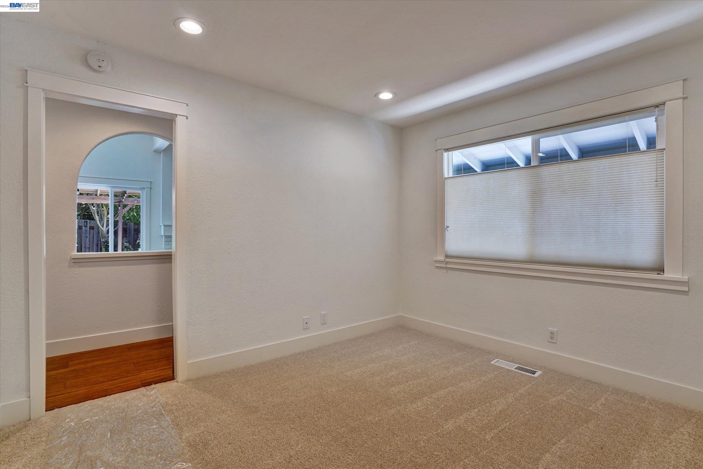 Photo #5: 41139505 Listing: Photo #5