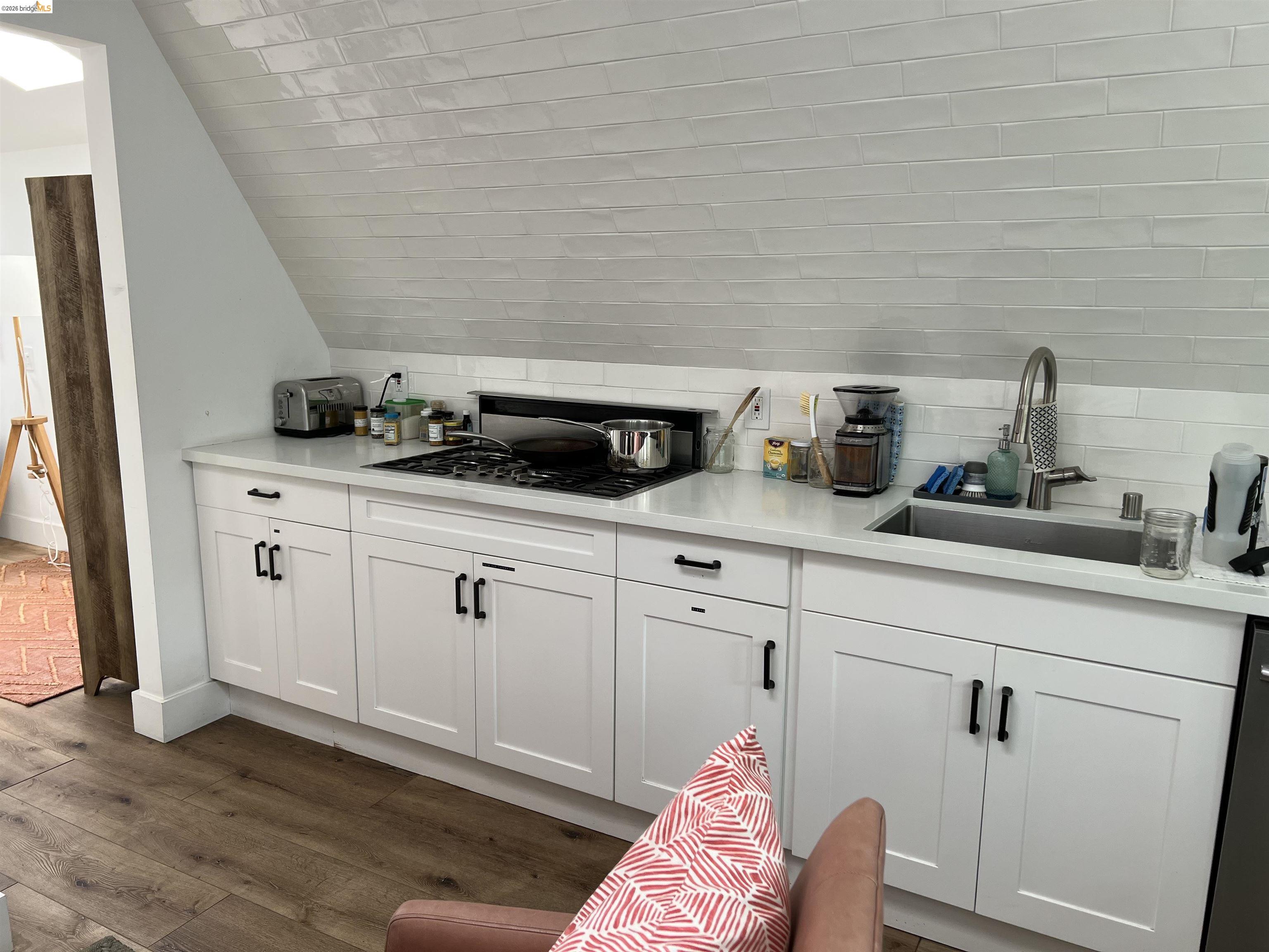 384 Euclid Ave, Oakland CA 94610 — photo 18