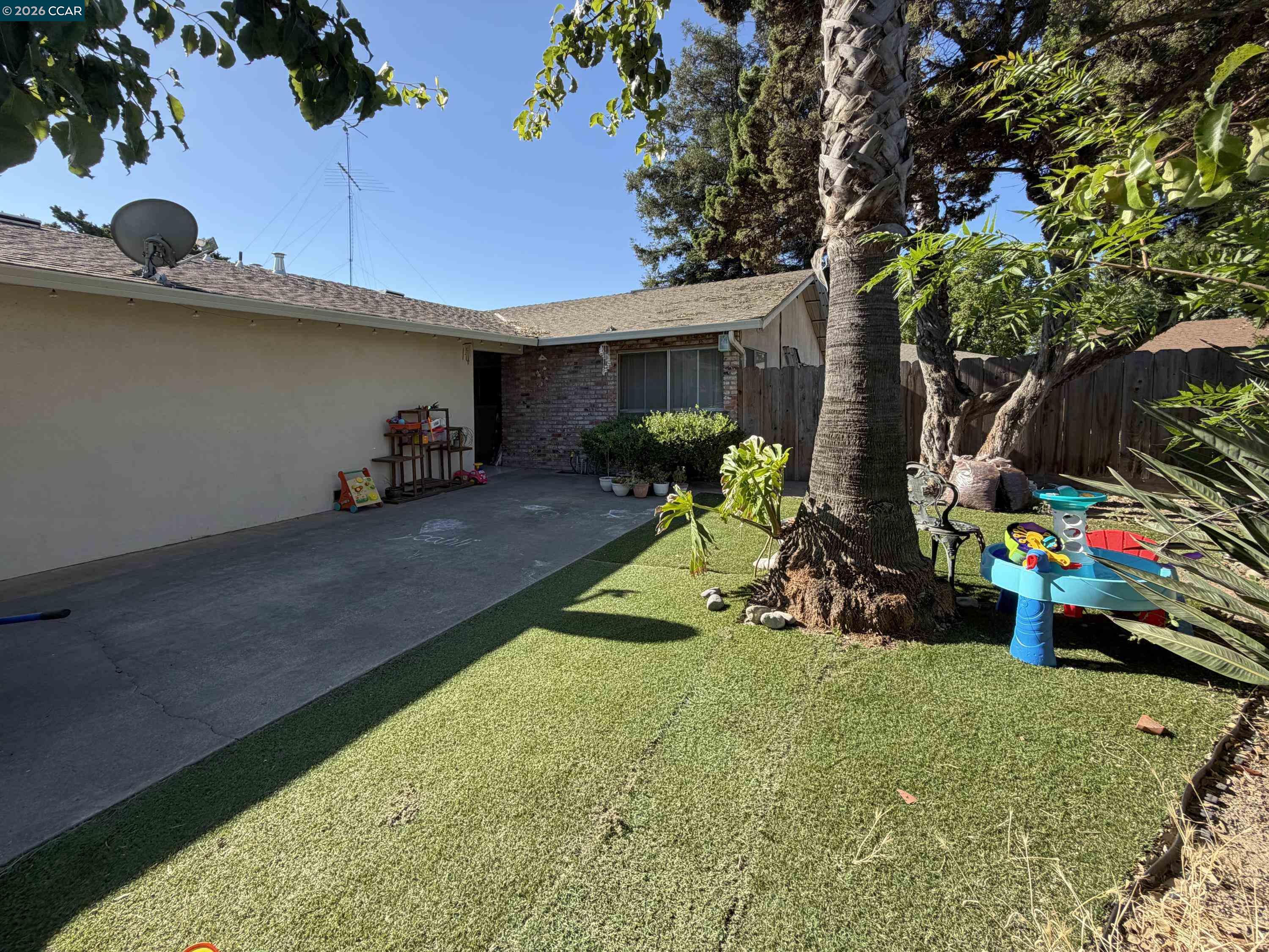 2404-2406 Counts Ct, Modesto CA 95355 — photo 32