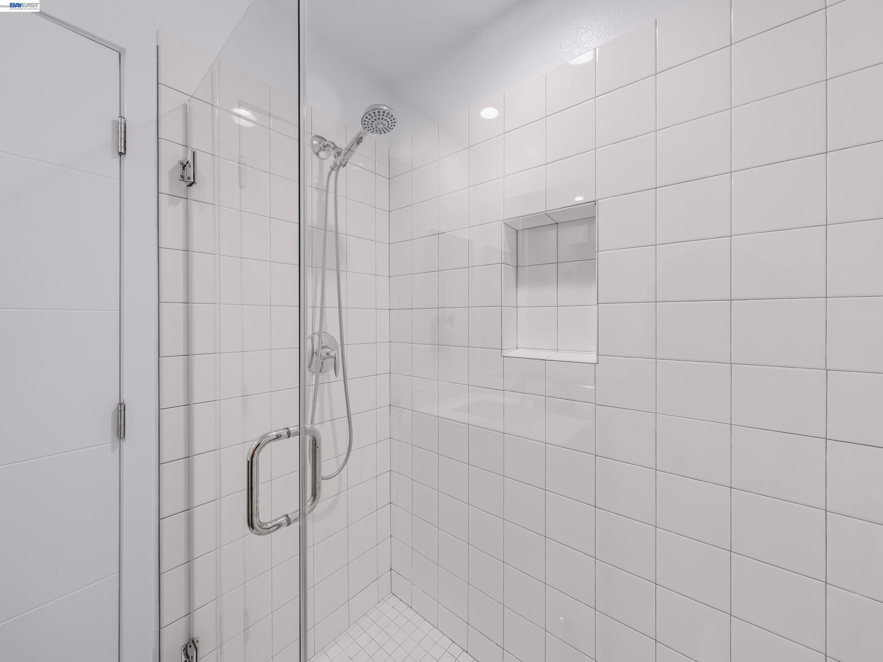Photo #12: 41139529 Listing: Photo #12