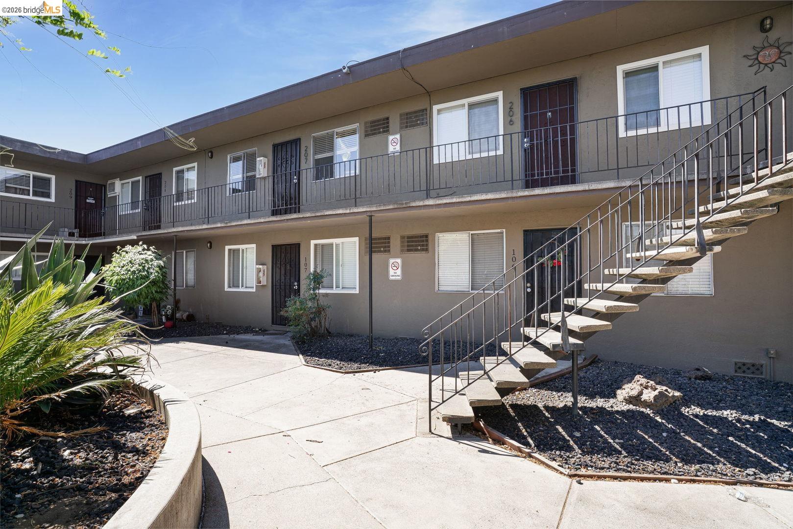 Photo #6: 41139531 Listing: Photo #6