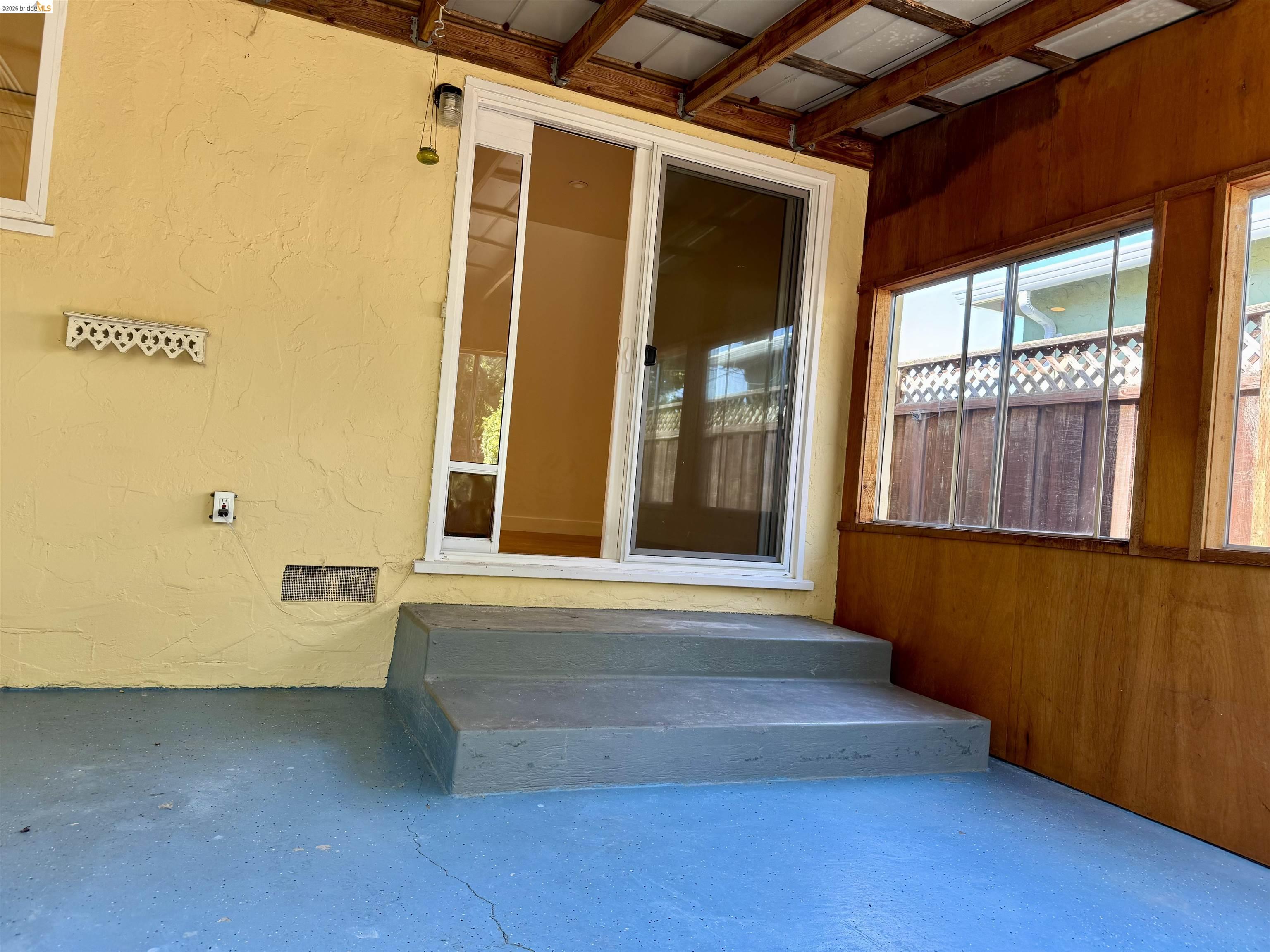 312 Walker Dr