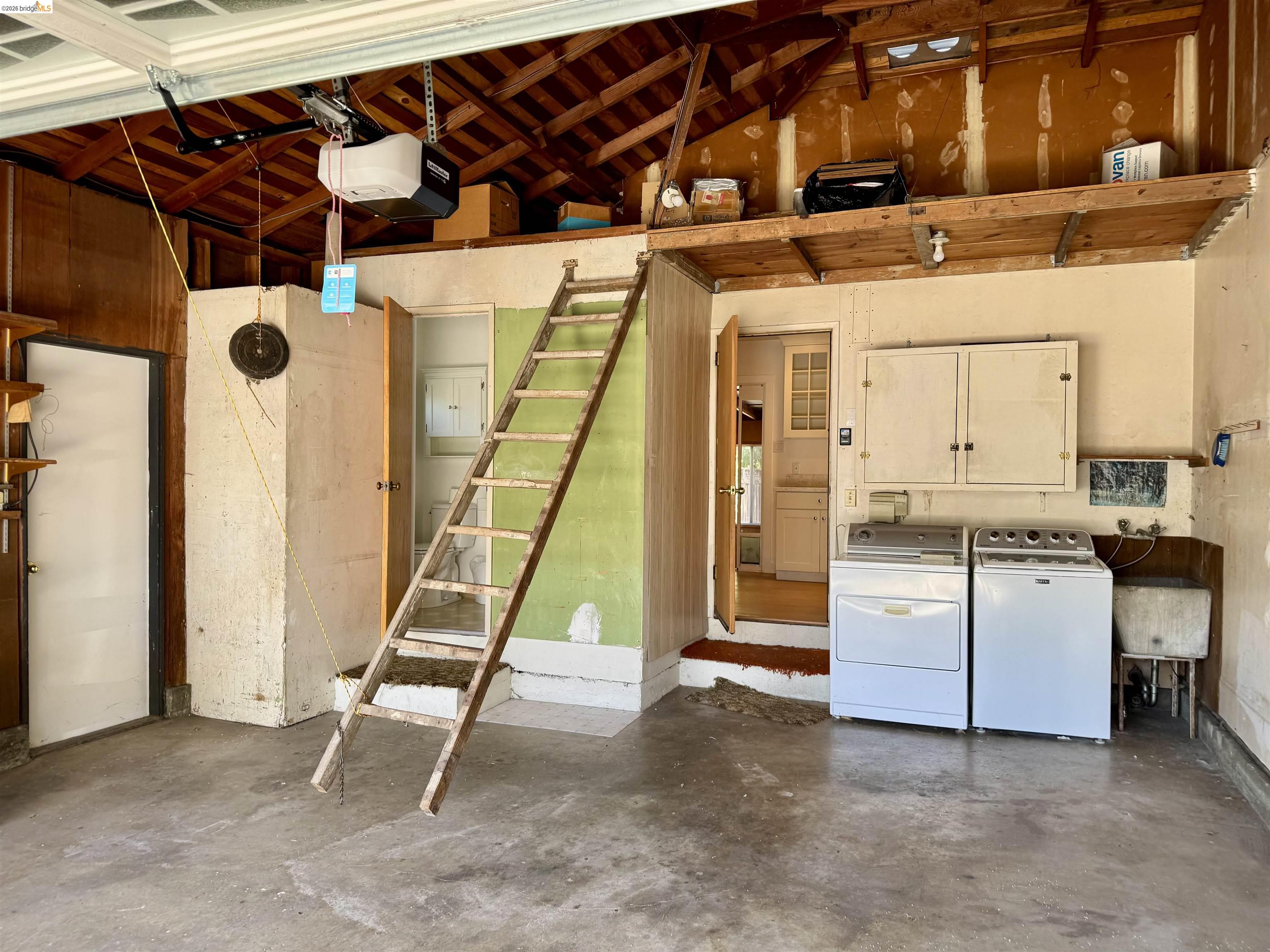 312 Walker Dr