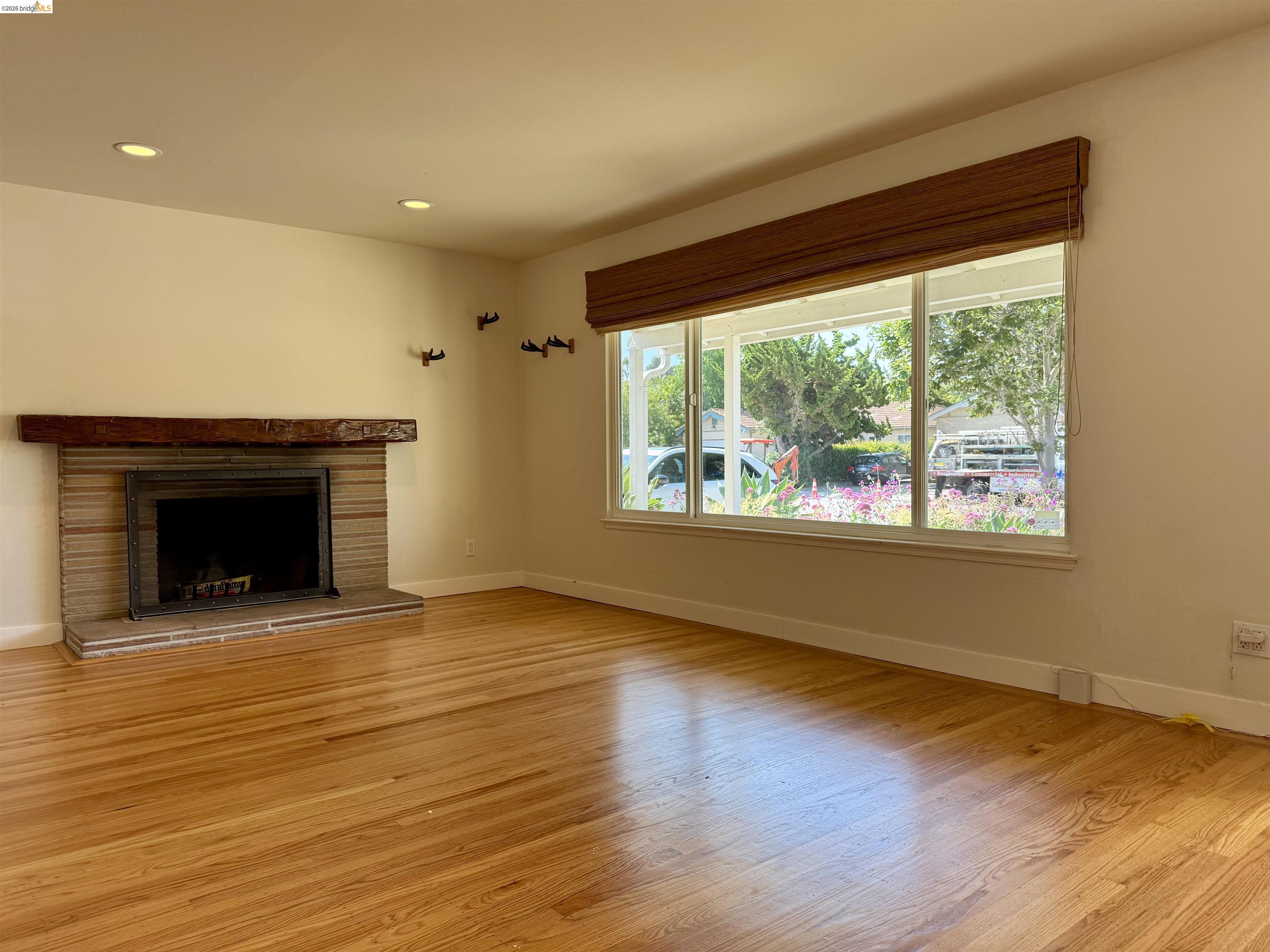 312 Walker Dr