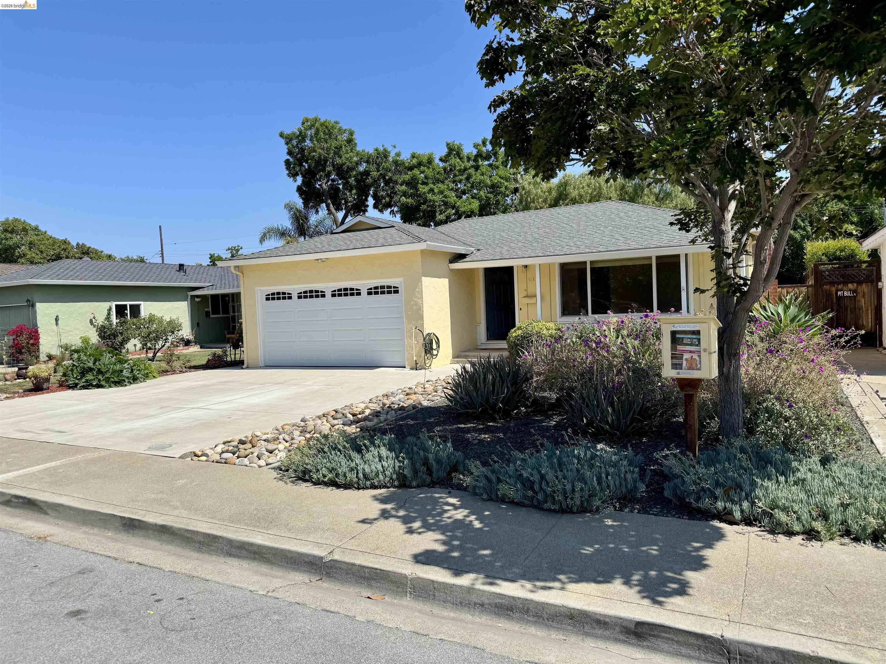 312 Walker Dr