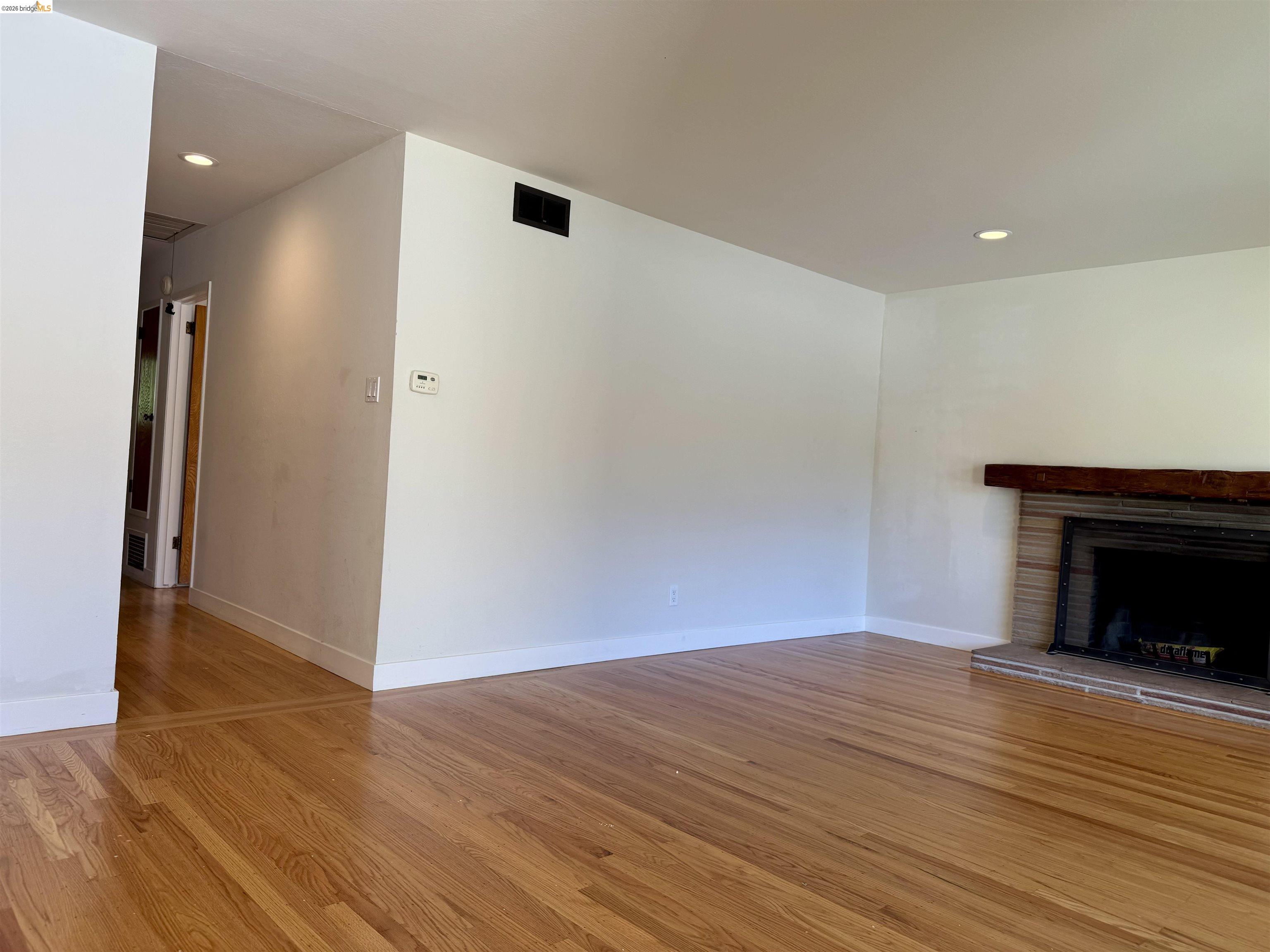 312 Walker Dr