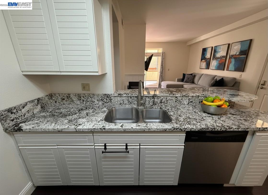 Photo #4: 41139549 Listing: Photo #4