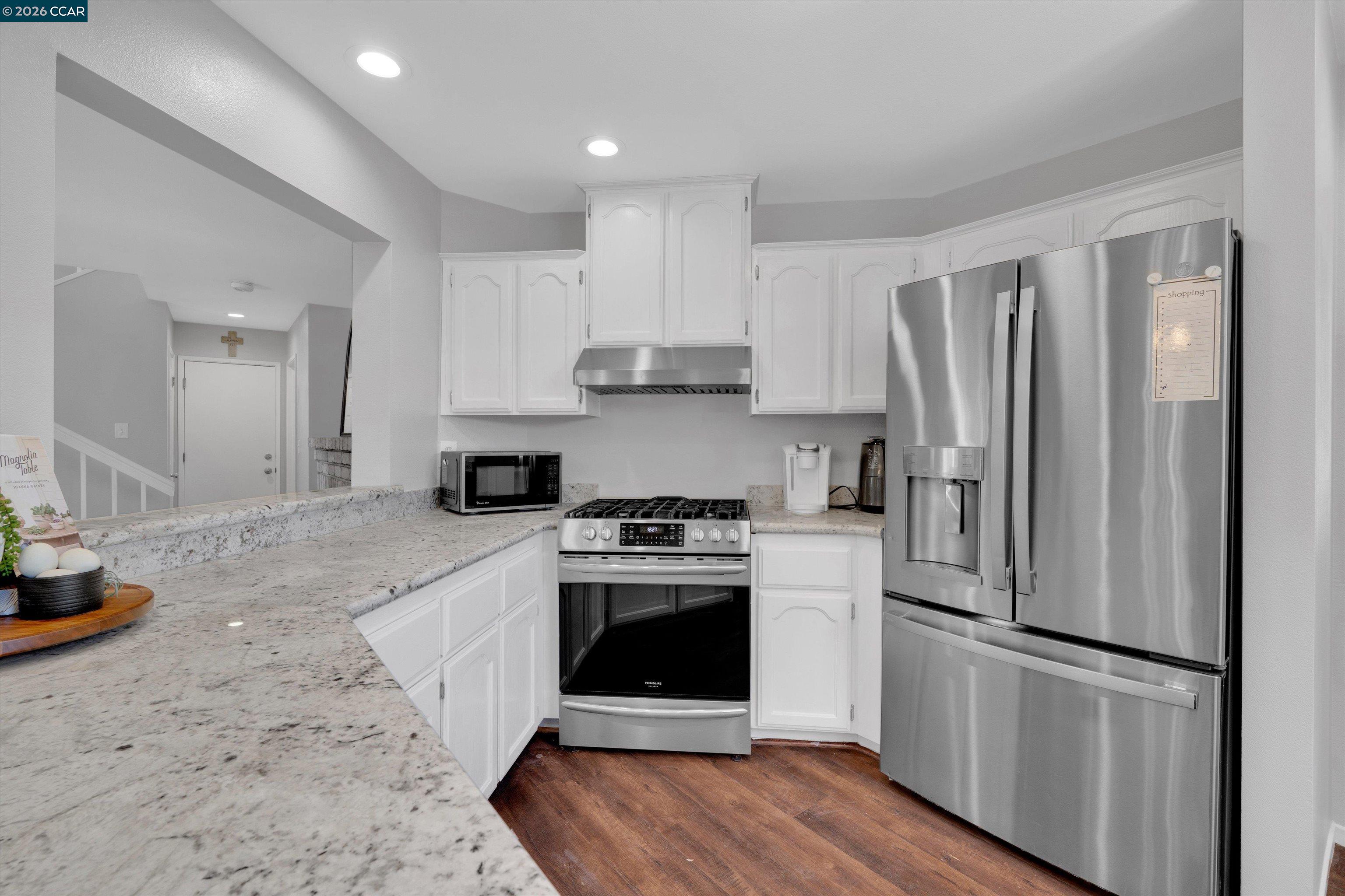 400 Devon Ct, Oakley CA 94561 — photo 12