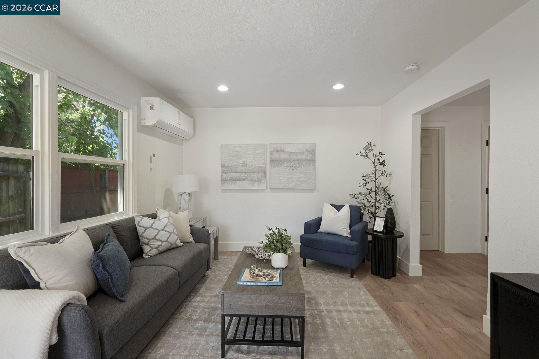 4054 Sumac Ln, Sacramento CA 95820 — photo 11