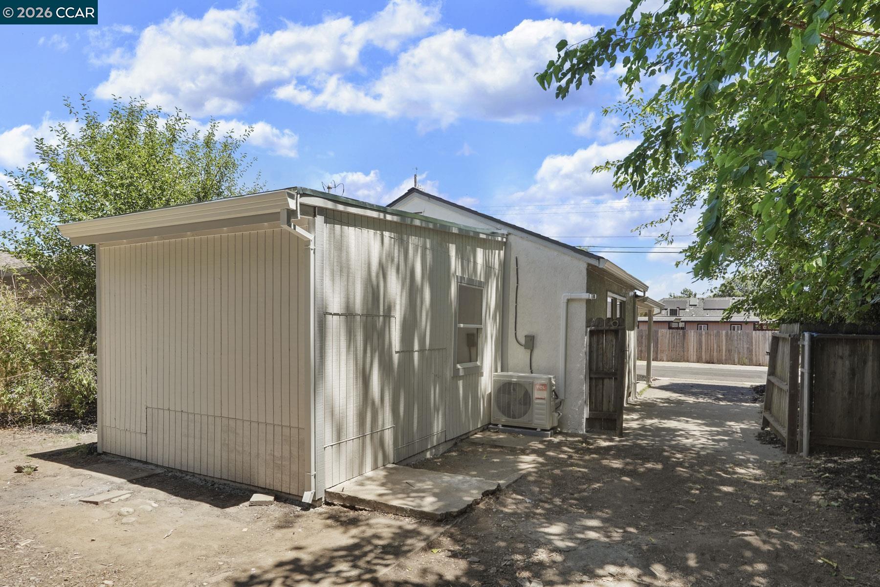 4054 Sumac Ln, Sacramento CA 95820 — photo 23
