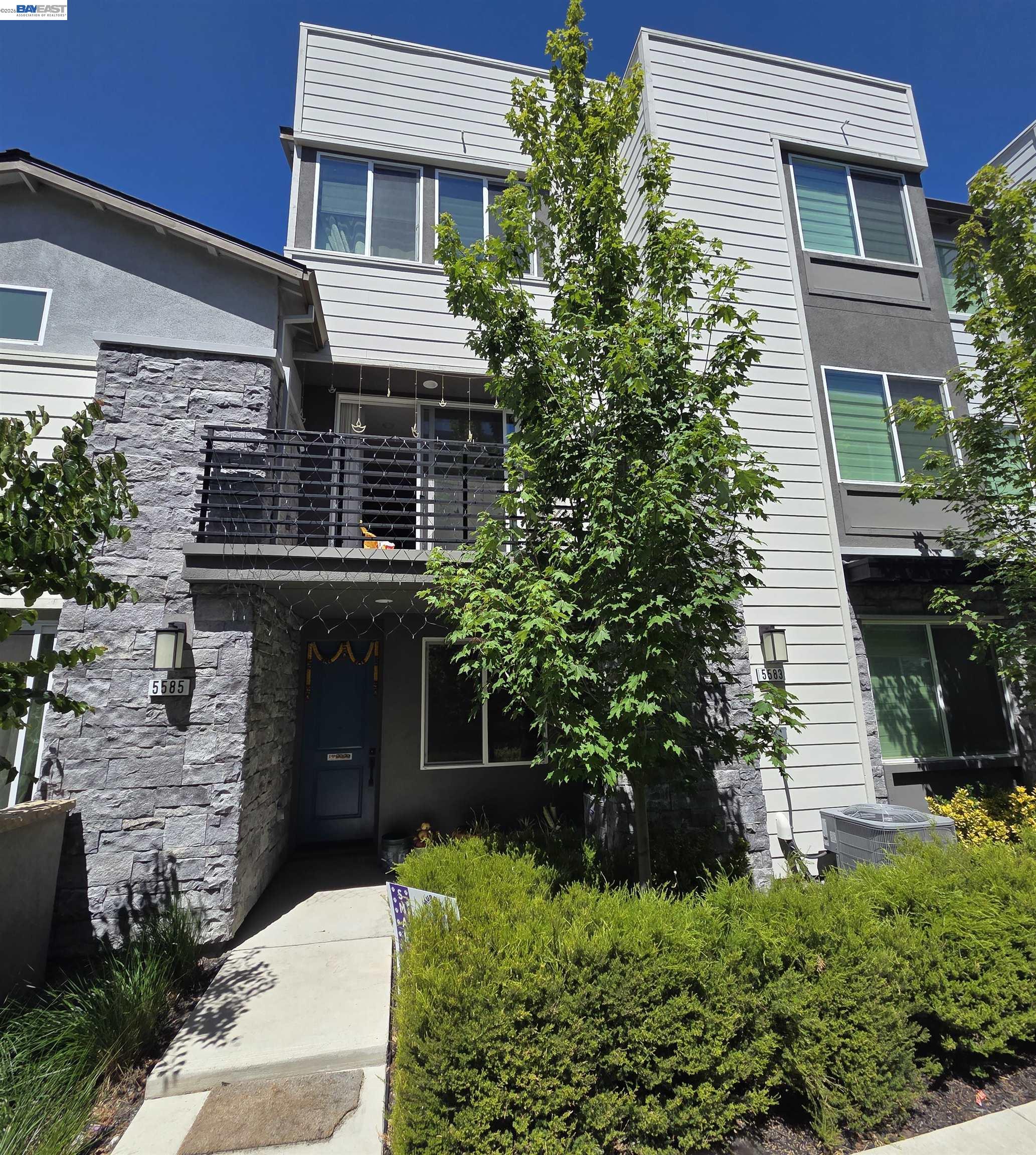 Photo #1: 41139566 Listing: Photo #1