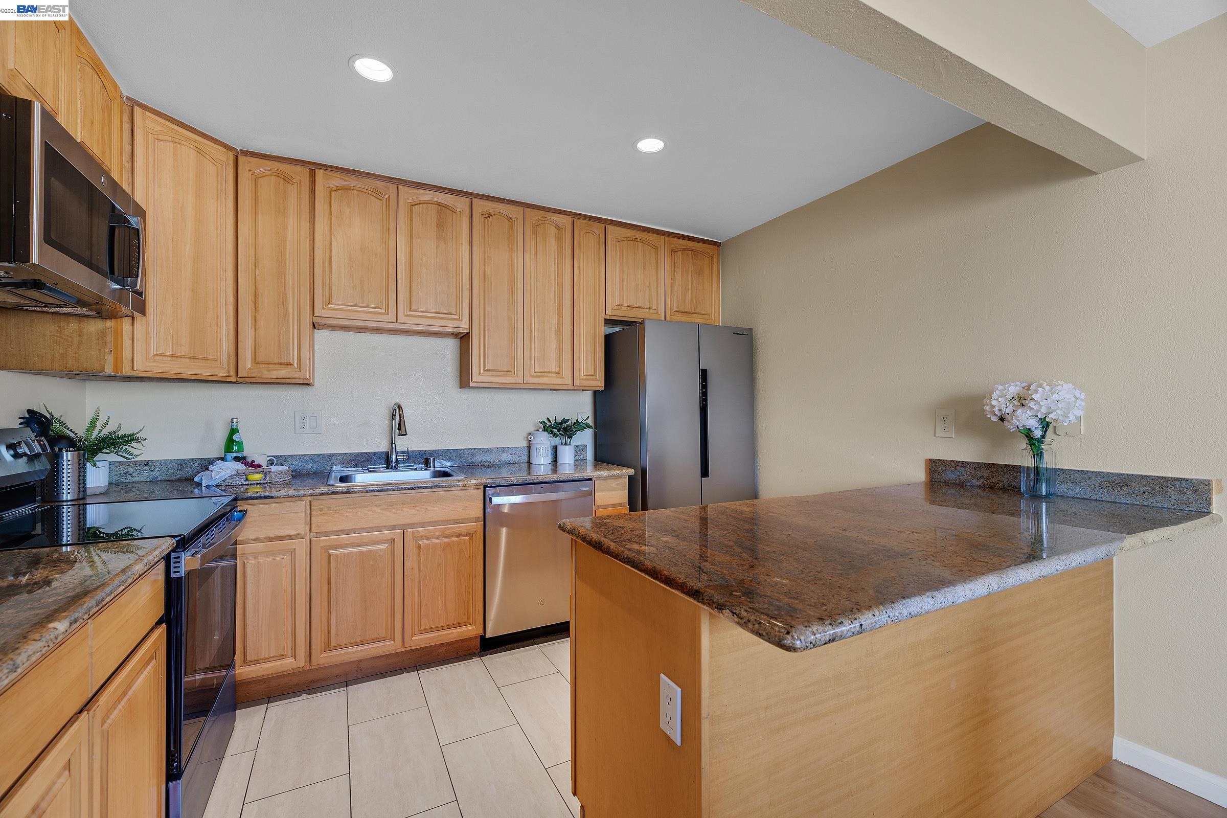 Photo #12: 41139573 Listing: Photo #12