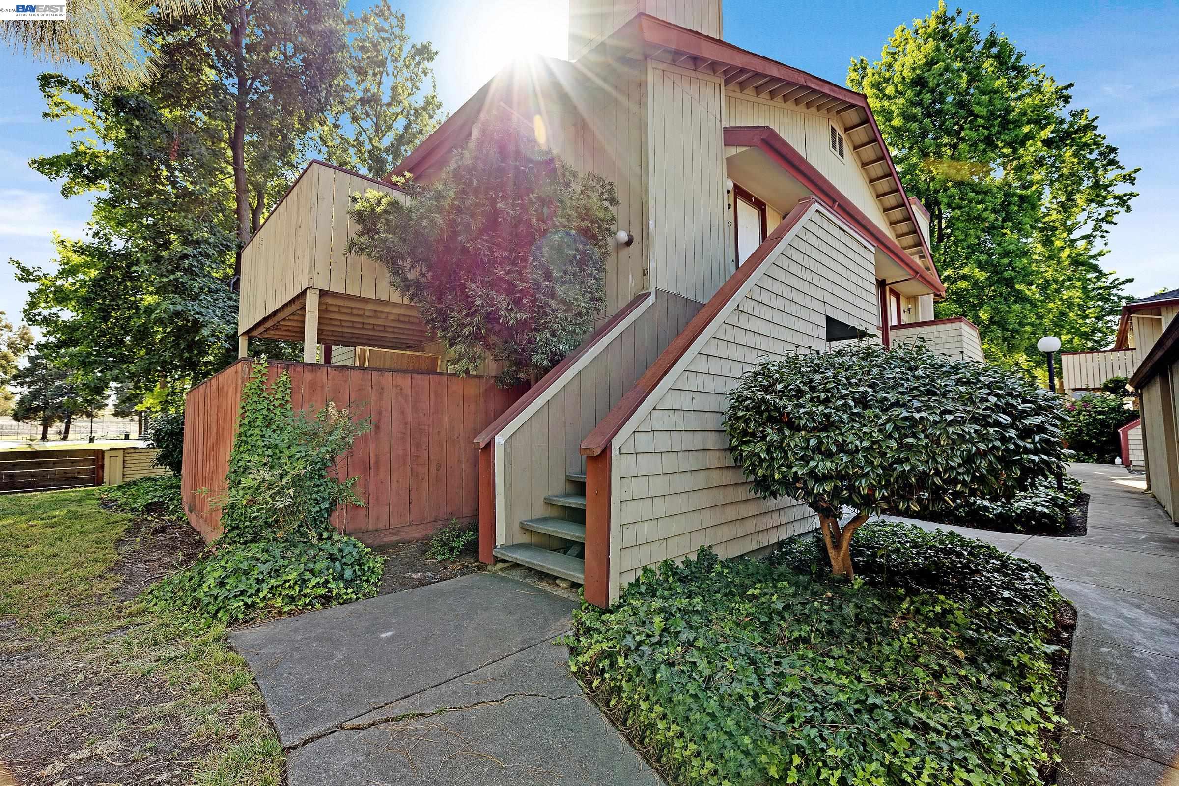 Photo #3: 41139573 Listing: Photo #3