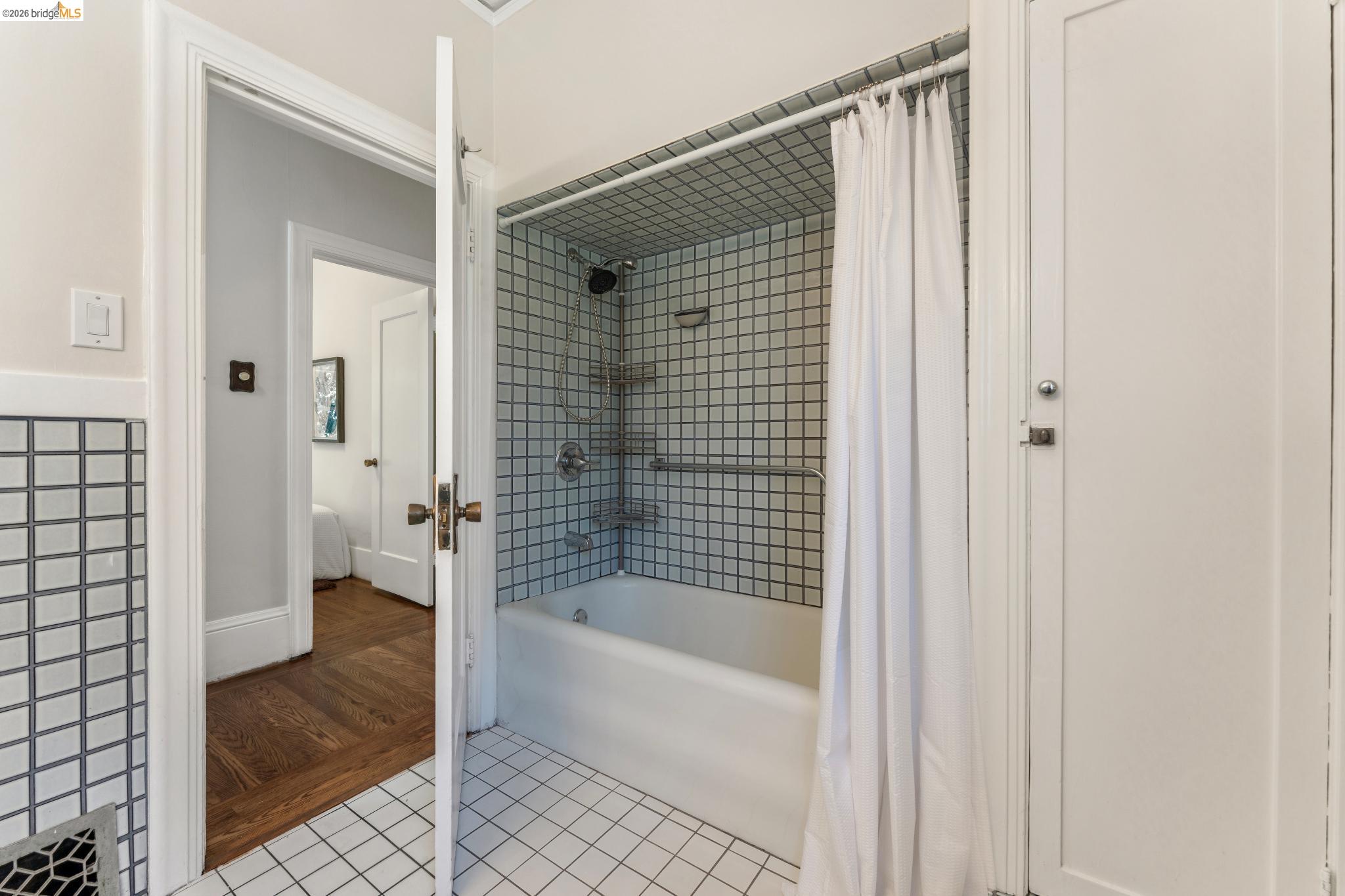 455 Lagunitas Ave, Oakland CA 94610 — photo 28