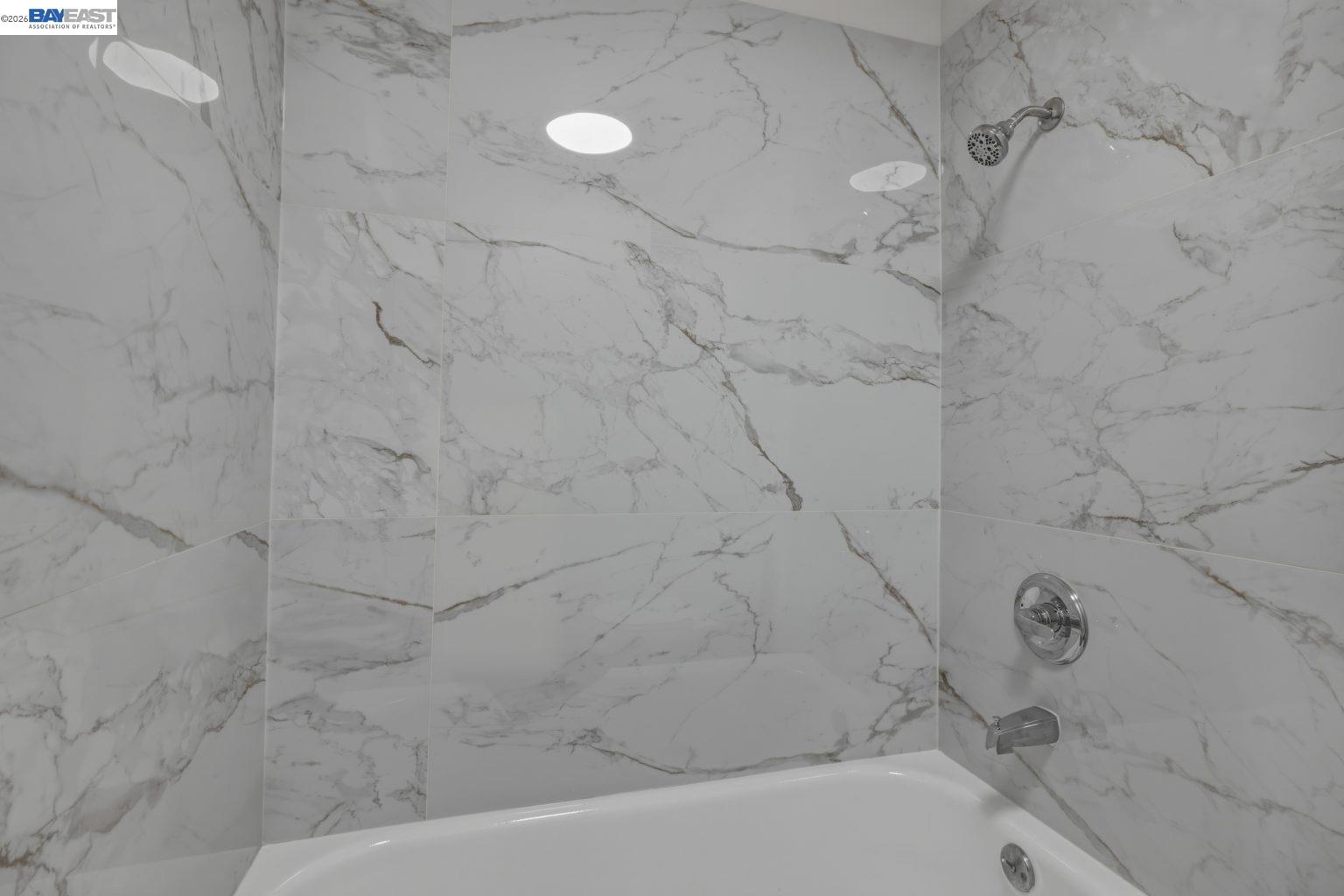 Photo #25: 41139582 Listing: Photo #25