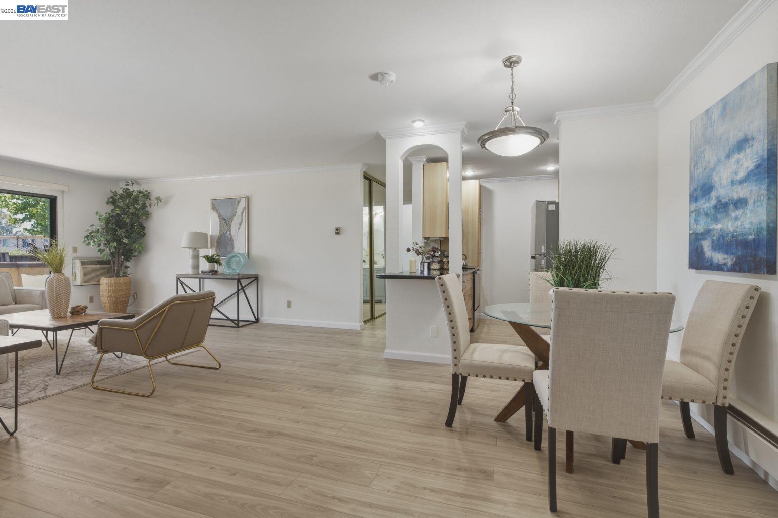 Photo #4: 41139582 Listing: Photo #4