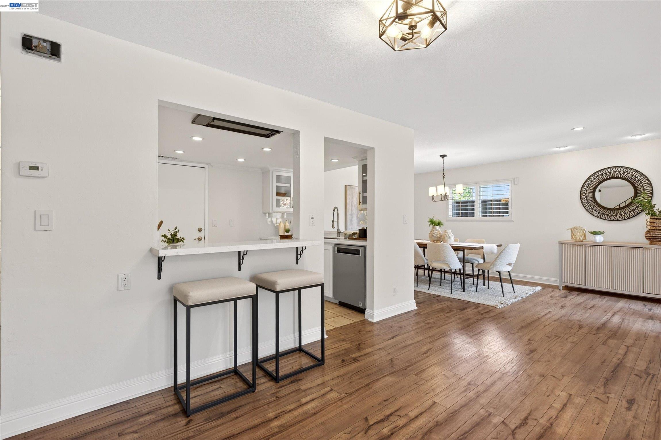 Photo #9: 41139583 Listing: Photo #9