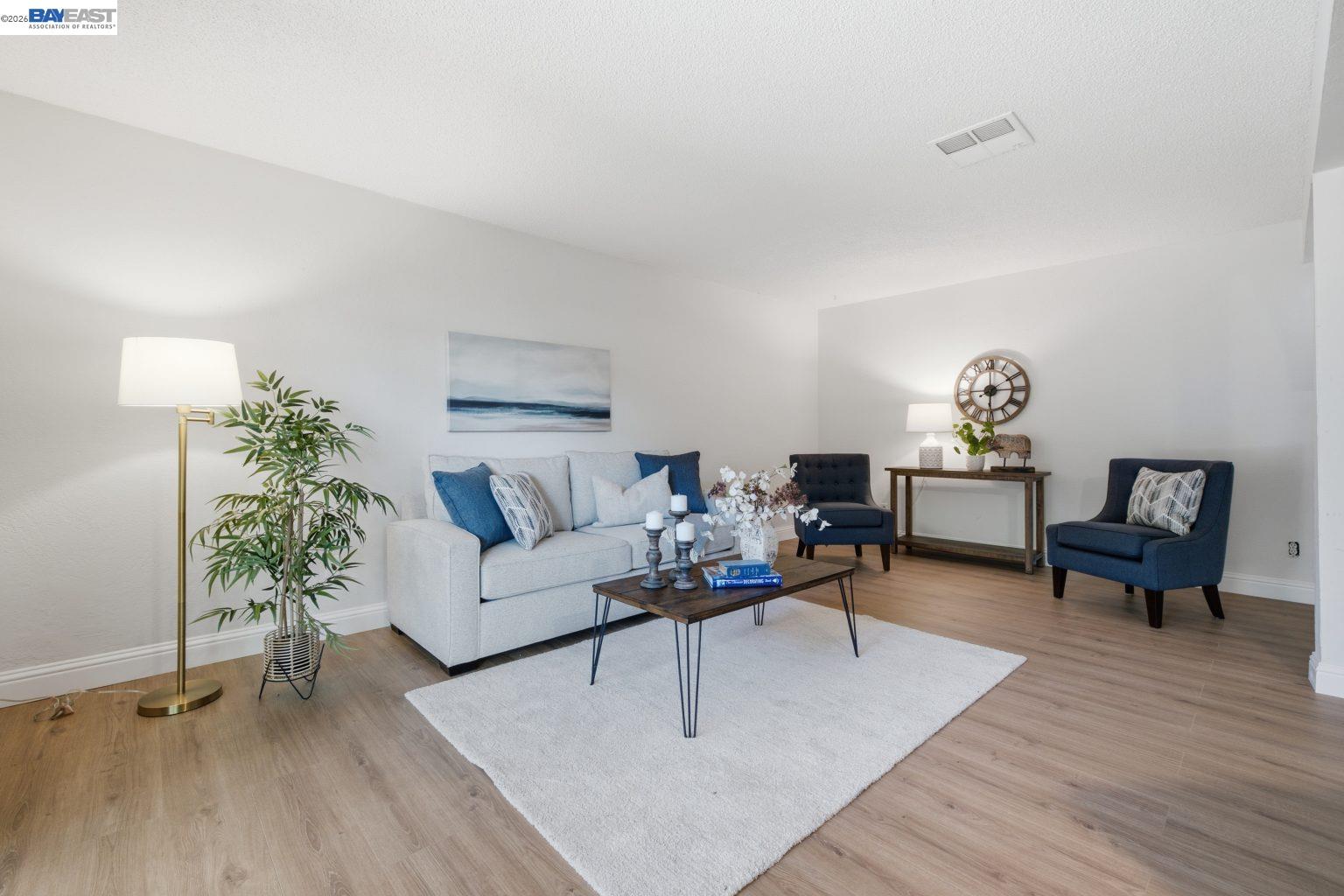 Photo #9: 41139585 Listing: Photo #9