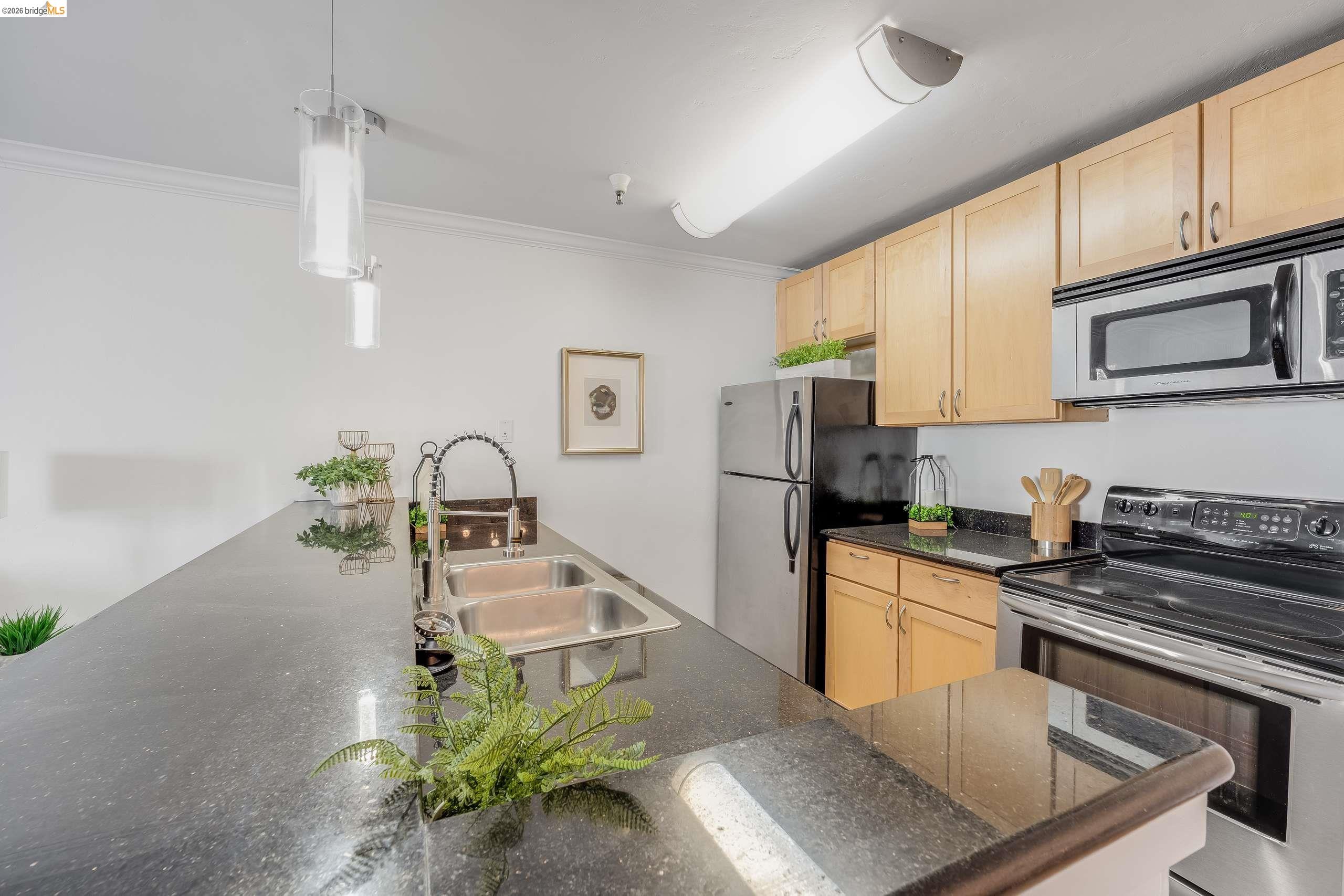 Photo #3: 41139613 Listing: Photo #3