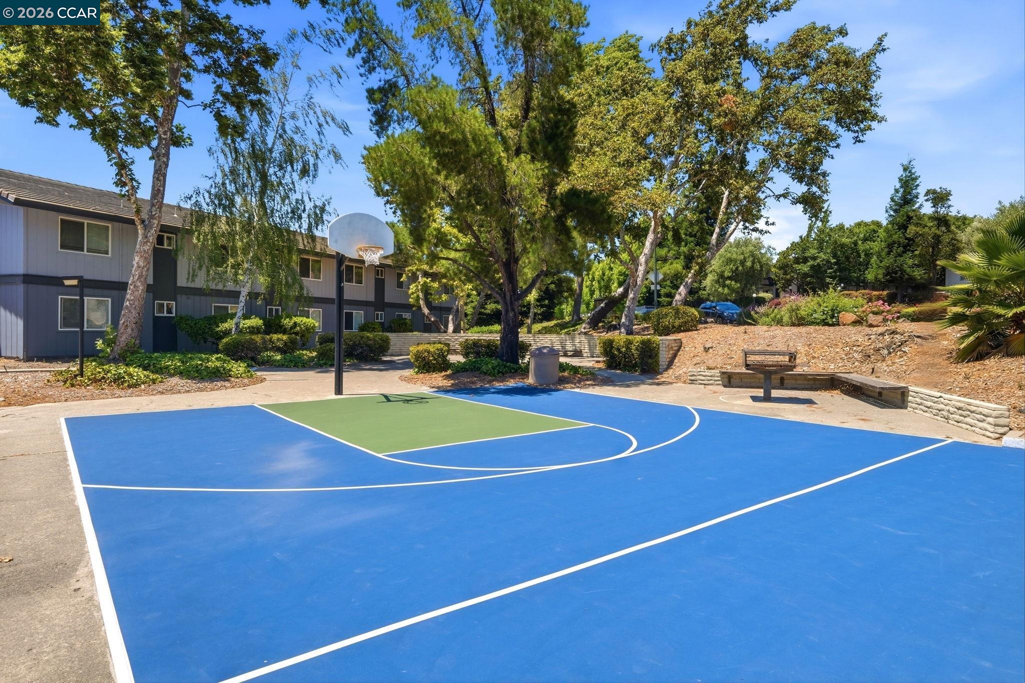 Photo #28: 41139617 Listing: Photo #28