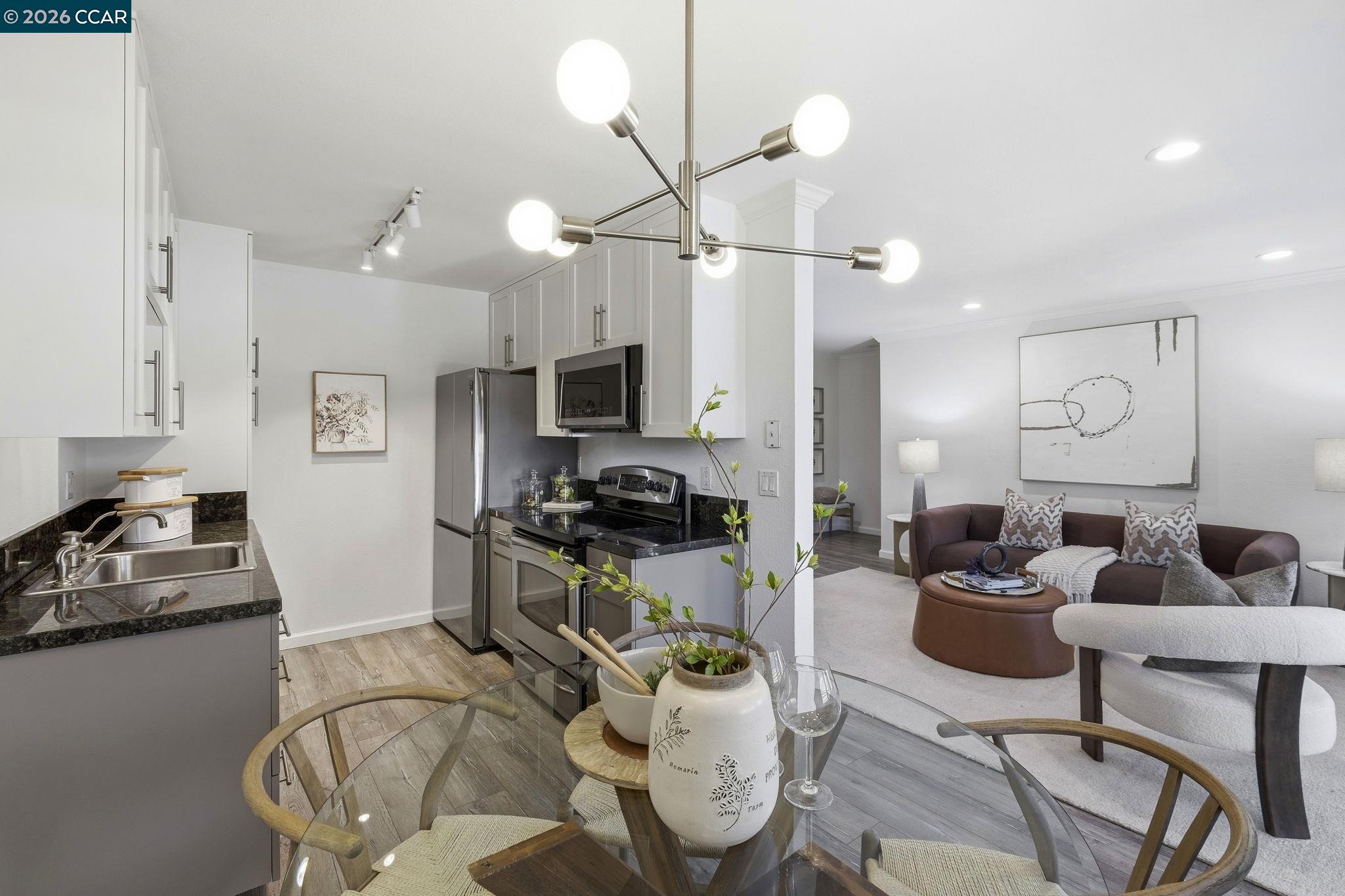 Photo #7: 41139617 Listing: Photo #7