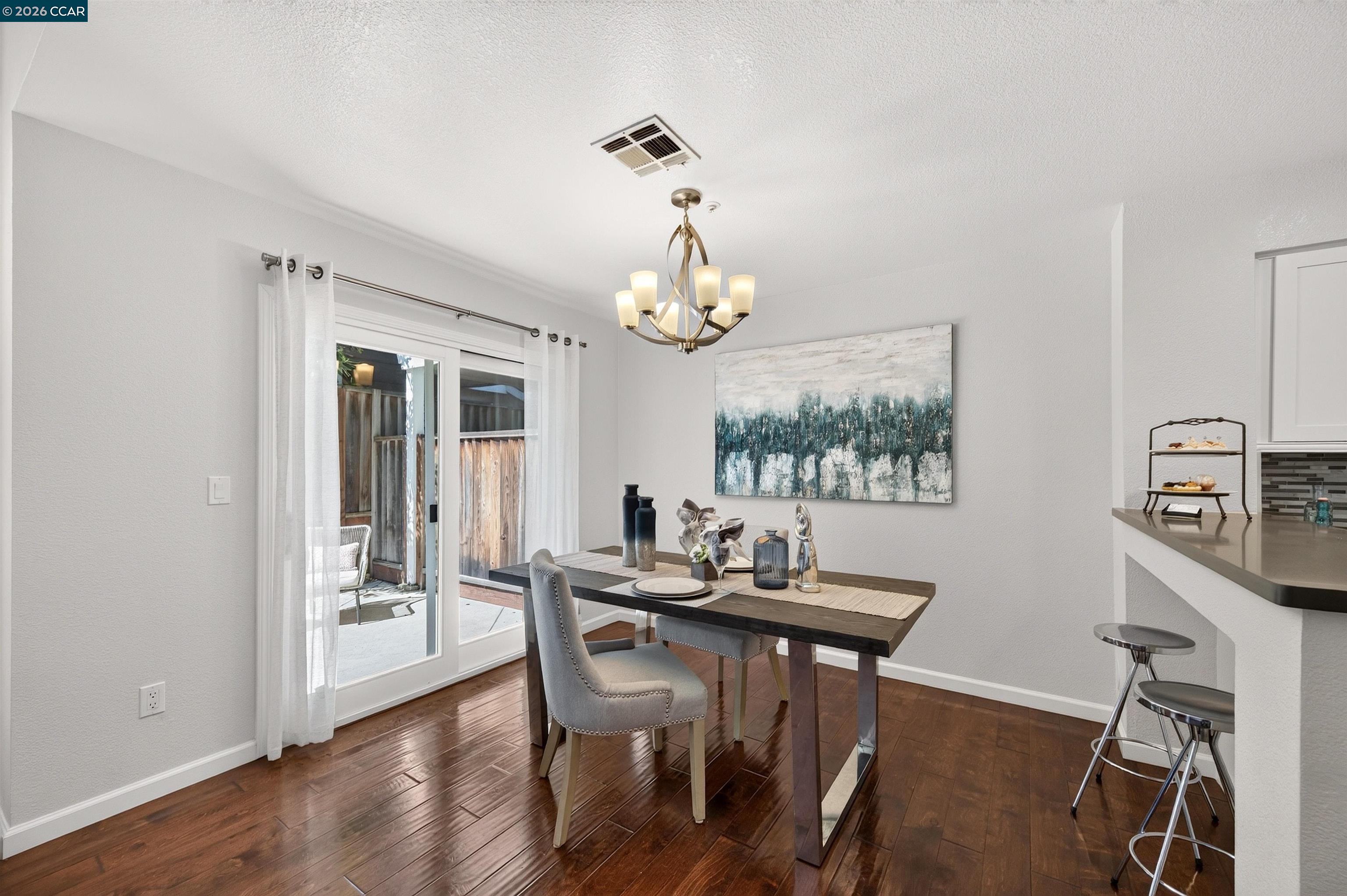 Photo #9: 41139624 Listing: Photo #9