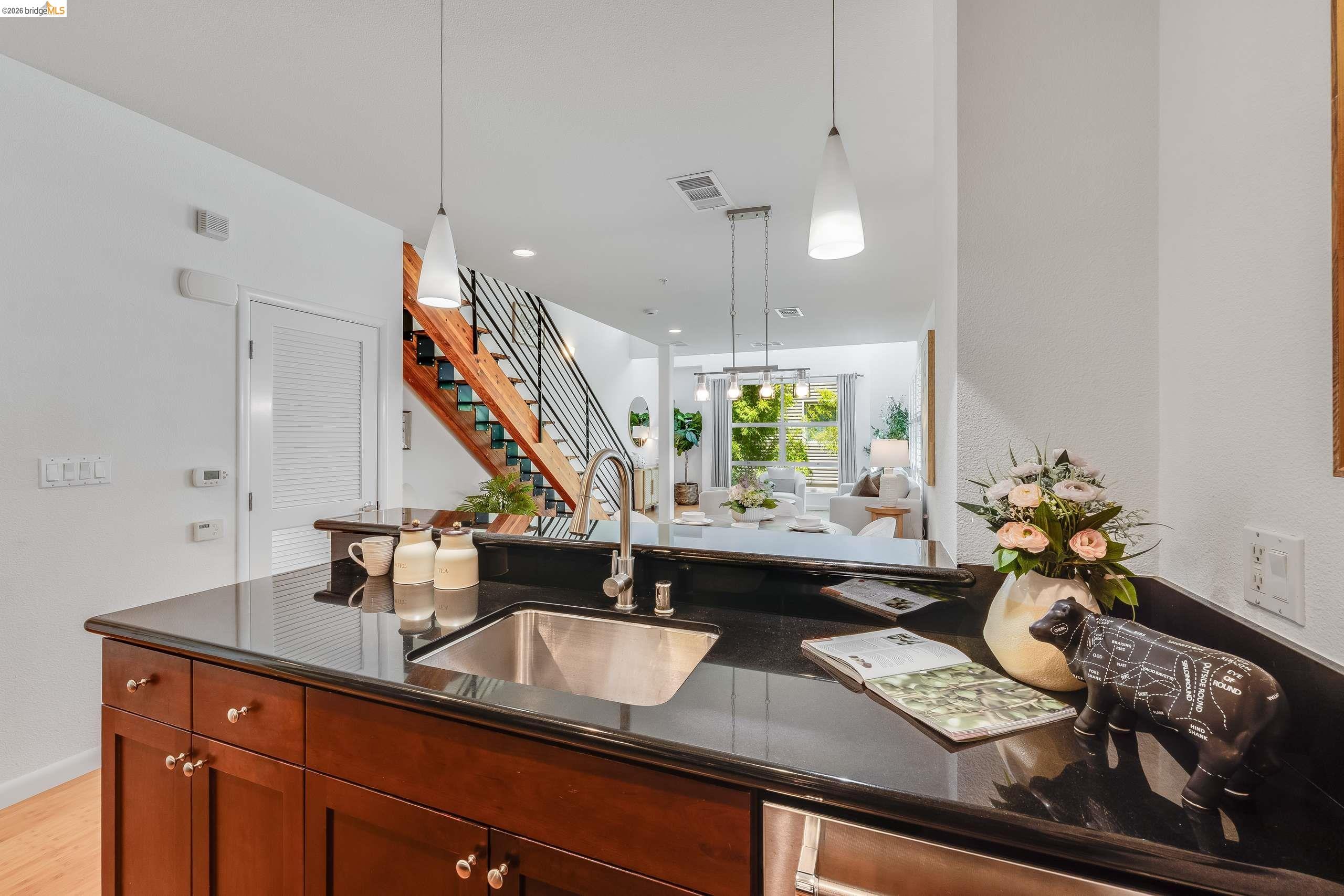 Photo #9: 41139651 Listing: Photo #9