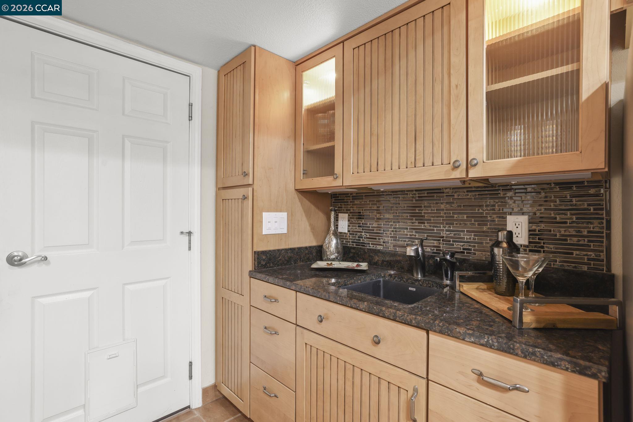 Photo #16: 41139652 Listing: Photo #16