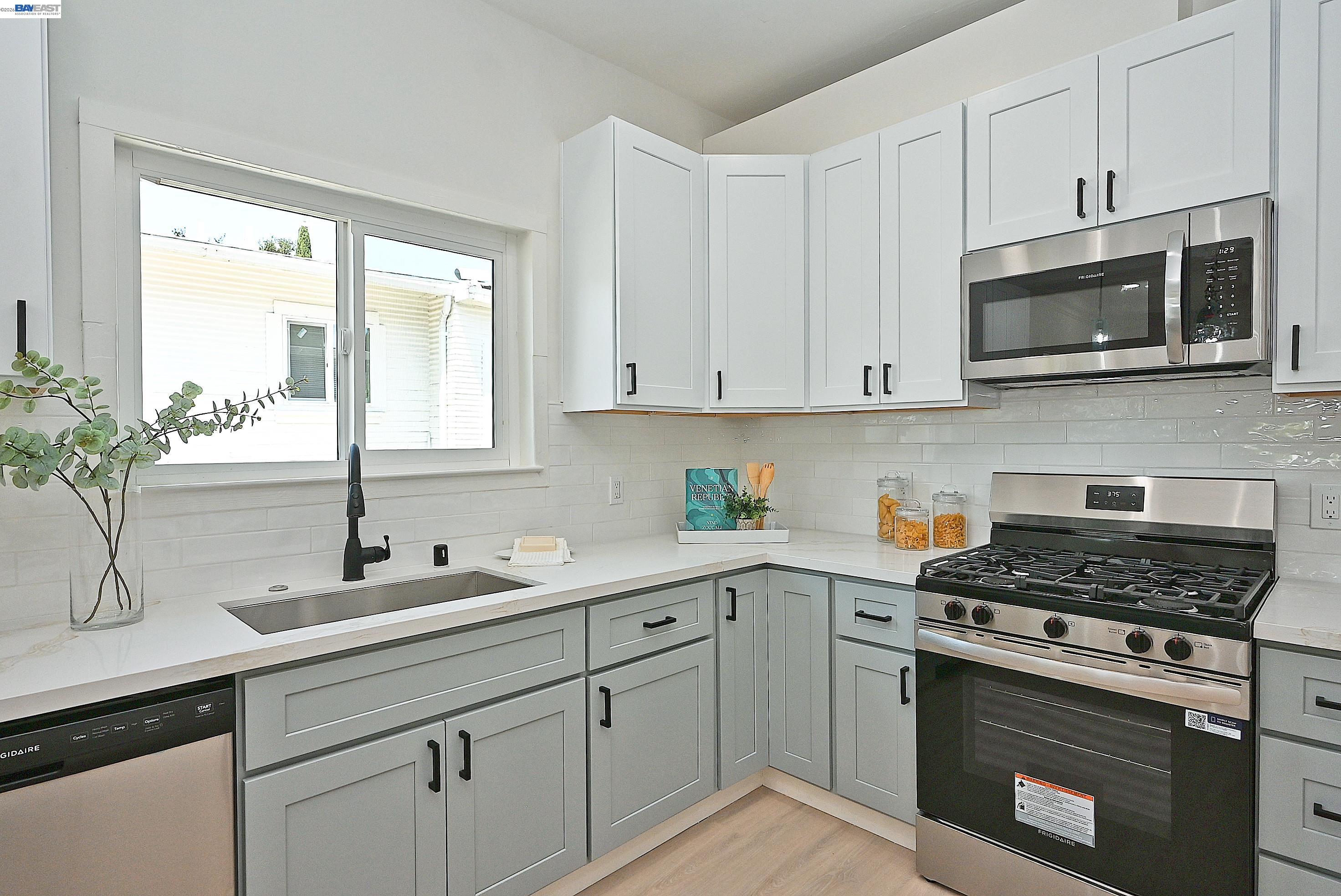 3914 Agua Vista St, Oakland CA 94601 — photo 14