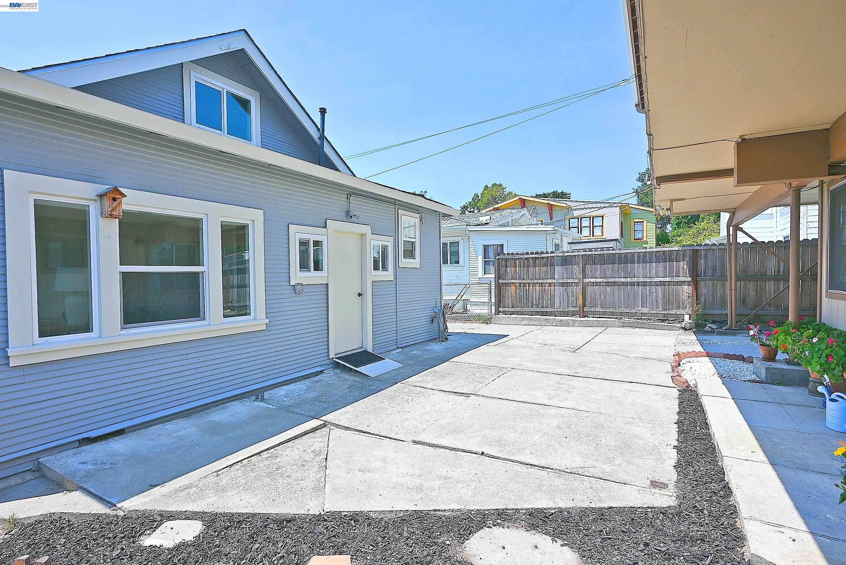 3914 Agua Vista St, Oakland CA 94601 — photo 32