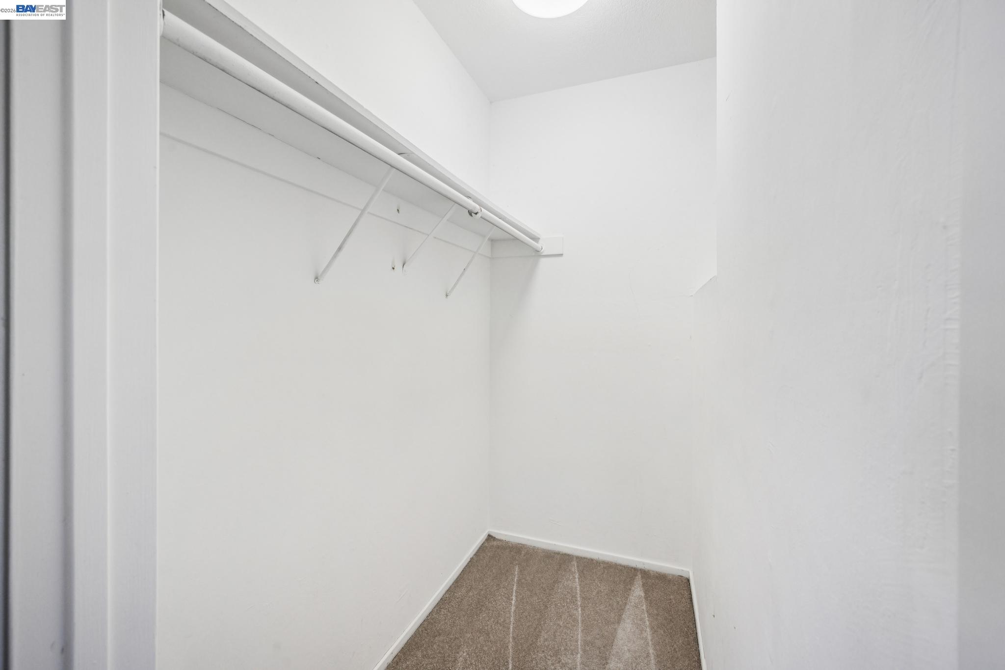 Photo #12: 41139660 Listing: Photo #12