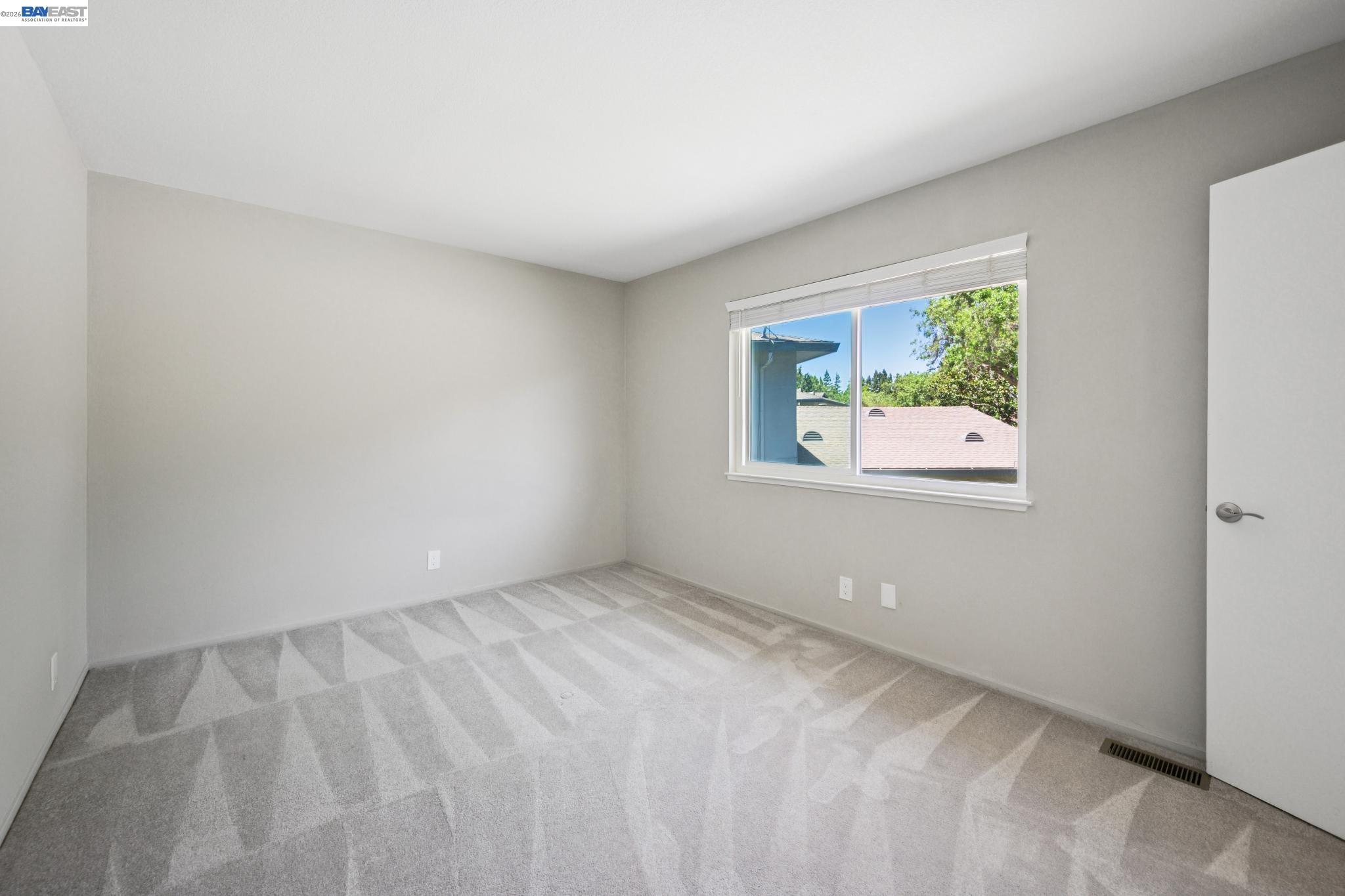 Photo #10: 41139660 Listing: Photo #10