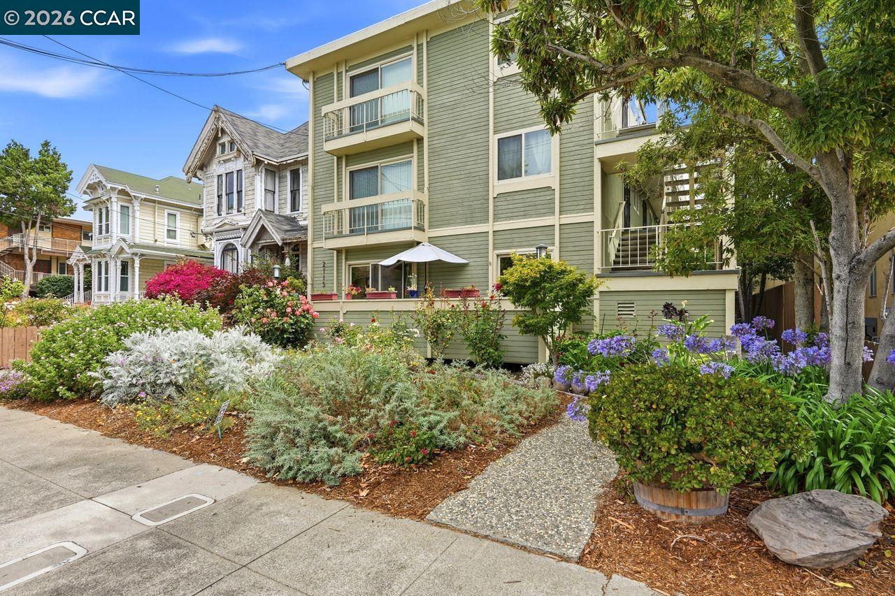 Photo #3: 41139665 Listing: Photo #3