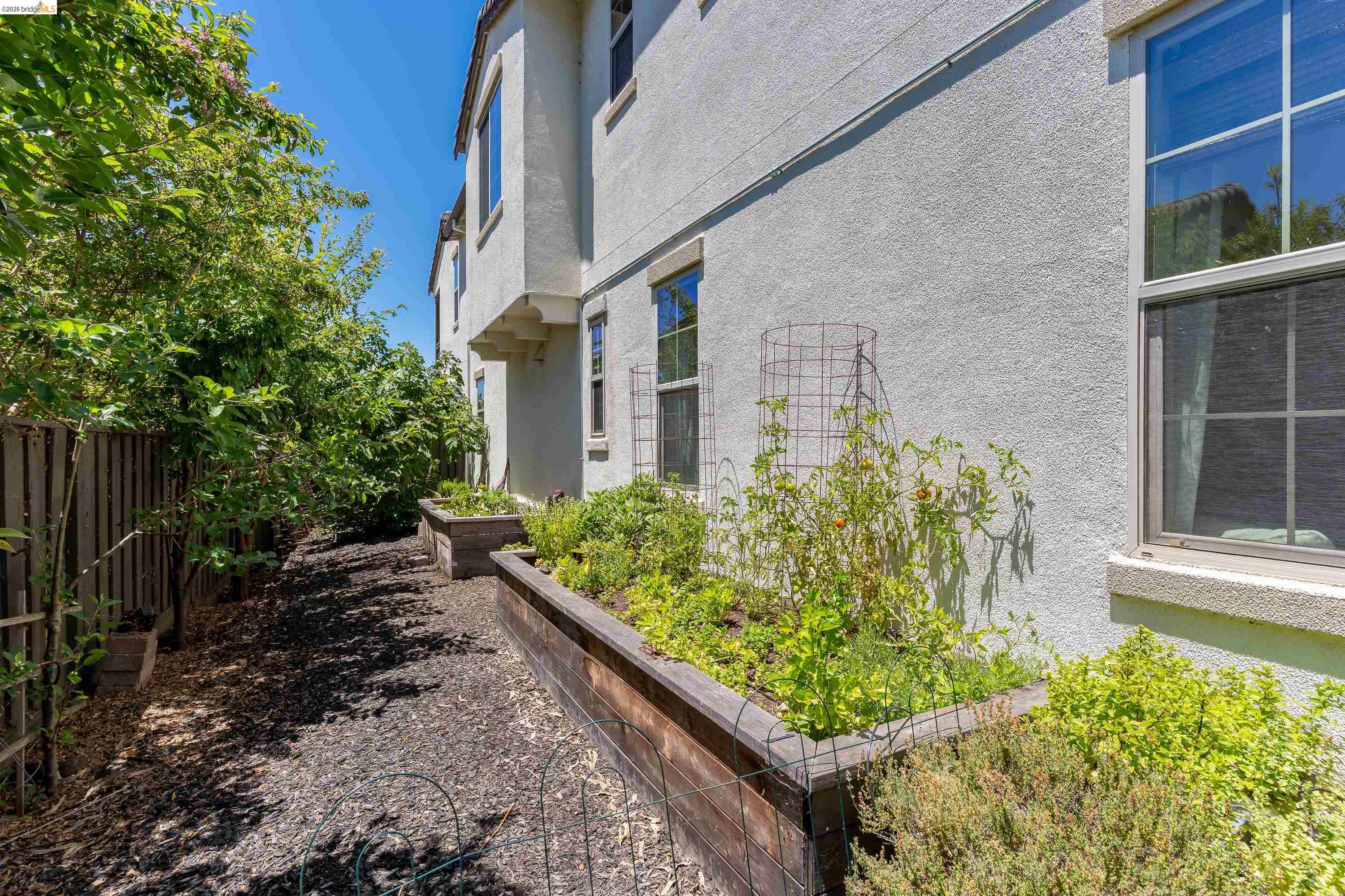 1461 Montclair St, Vallejo CA 94592 — photo 82