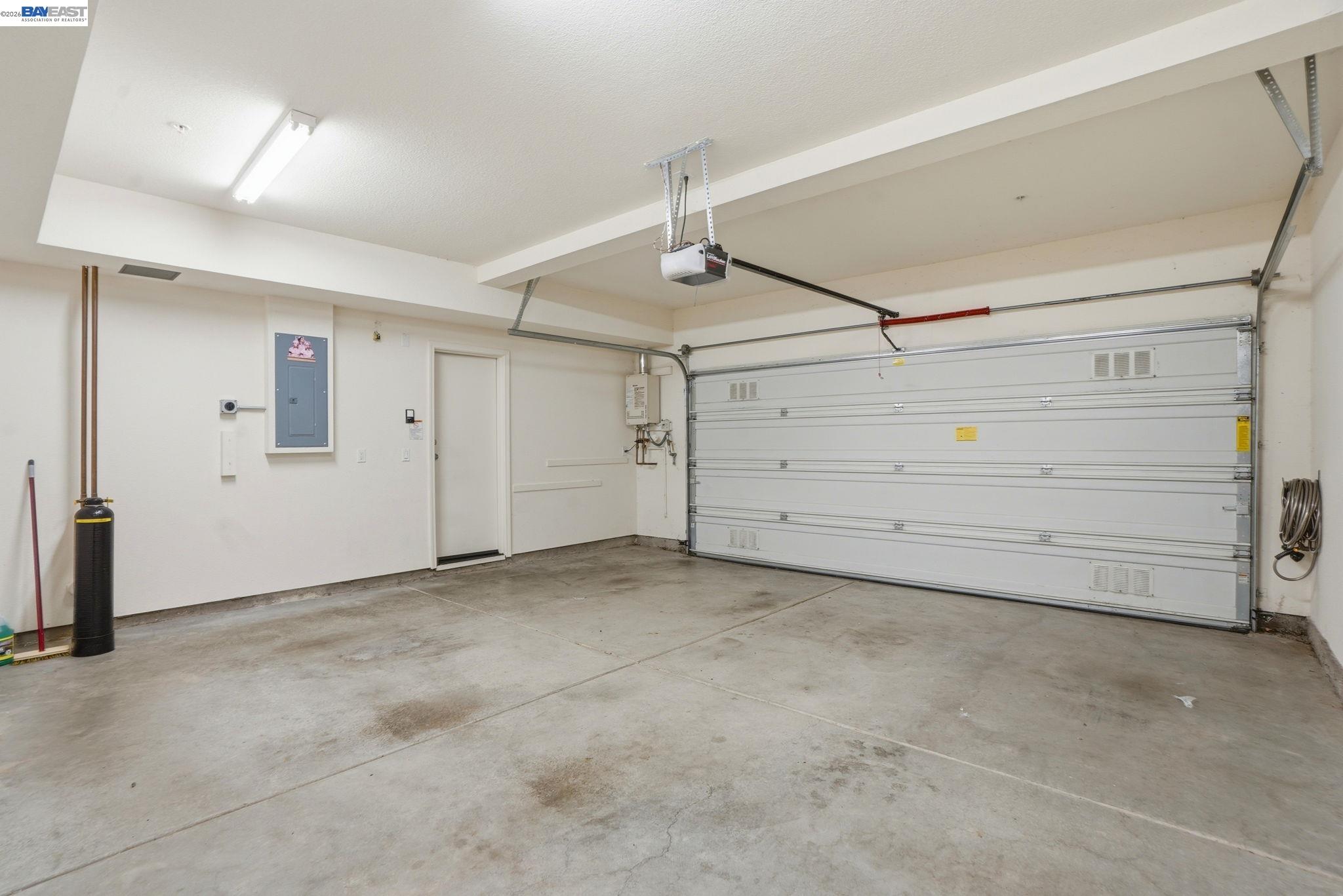 Photo #37: 41139681 Listing: Photo #37