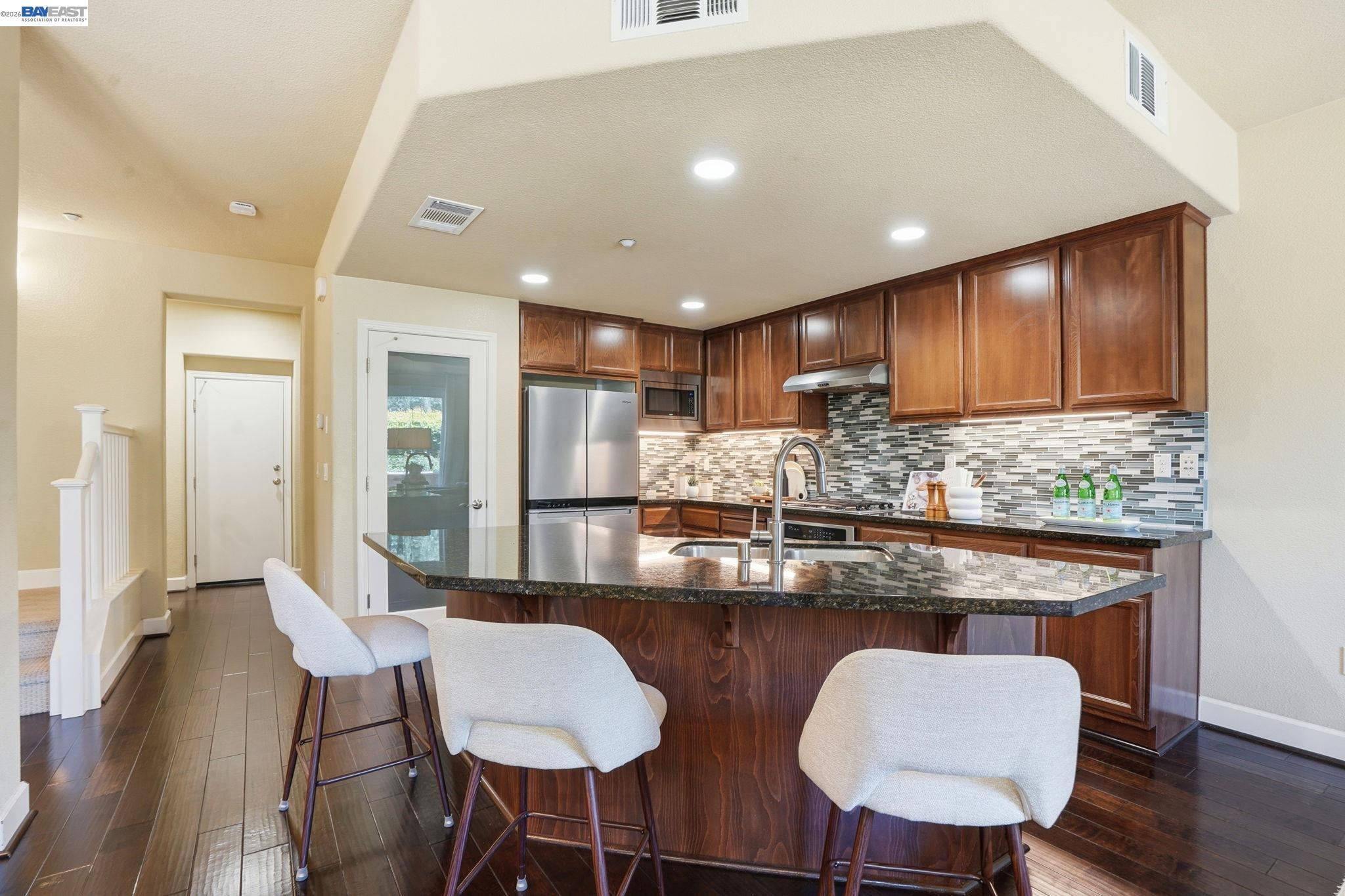 Photo #9: 41139681 Listing: Photo #9