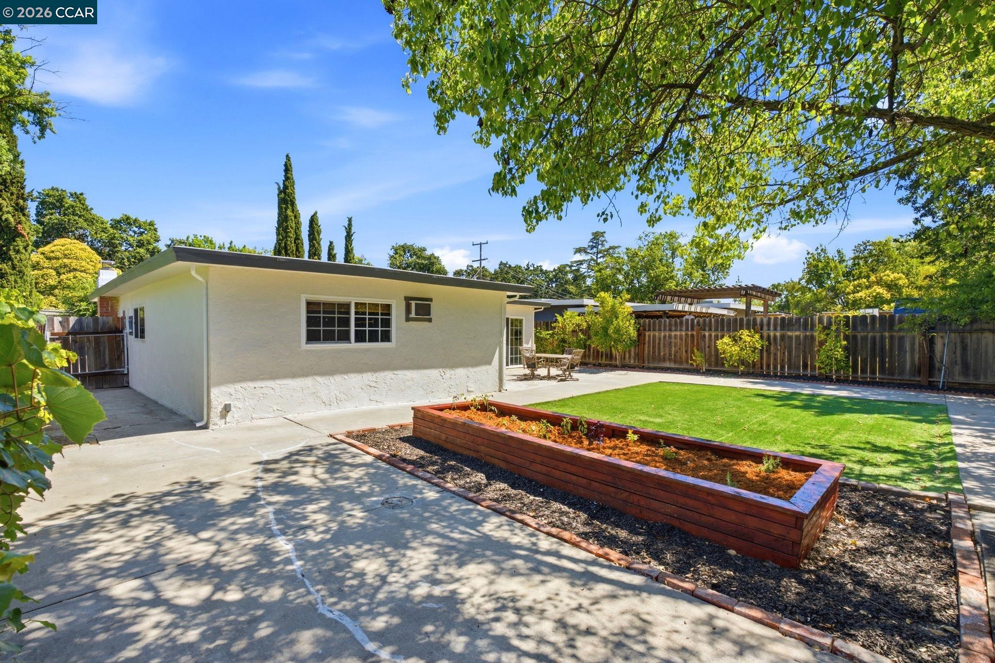 161 Diablo Ct, Pleasant Hill CA 94523 — photo 13