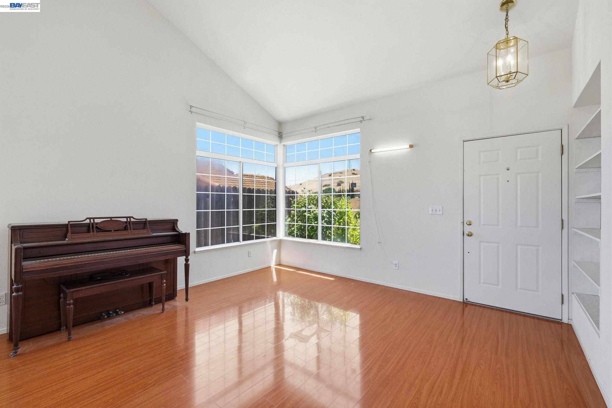 9 Beechwood Ct, Pittsburg CA 94565 — photo 6