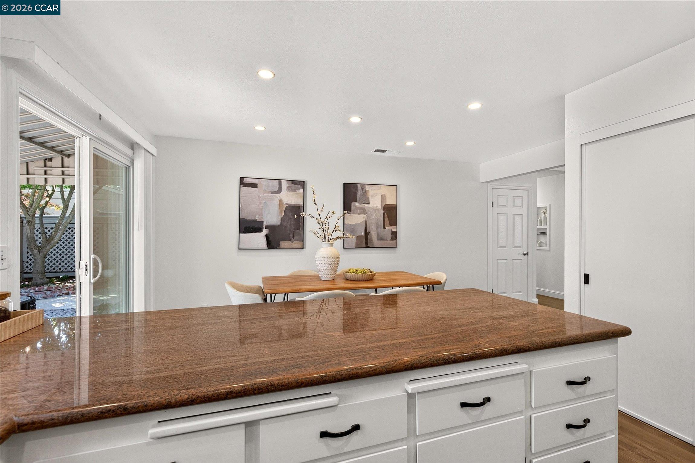 Photo #11: 41139707 Listing: Photo #11