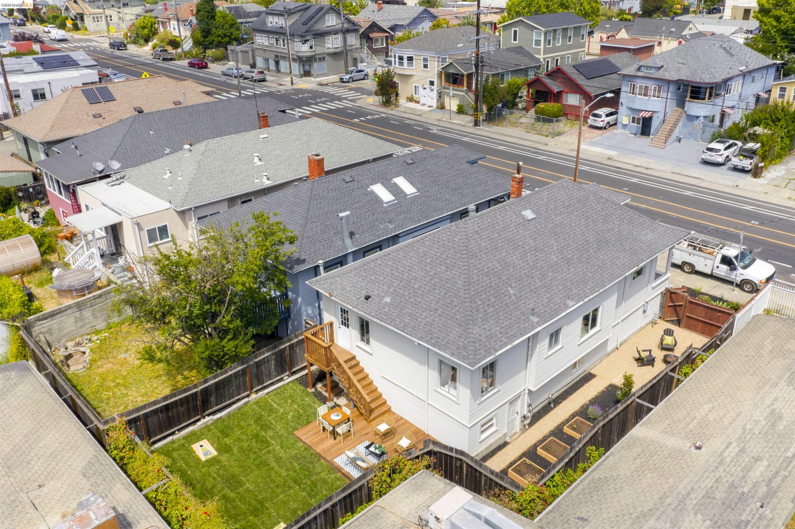 4205 West St, Oakland CA 94608 — photo 9
