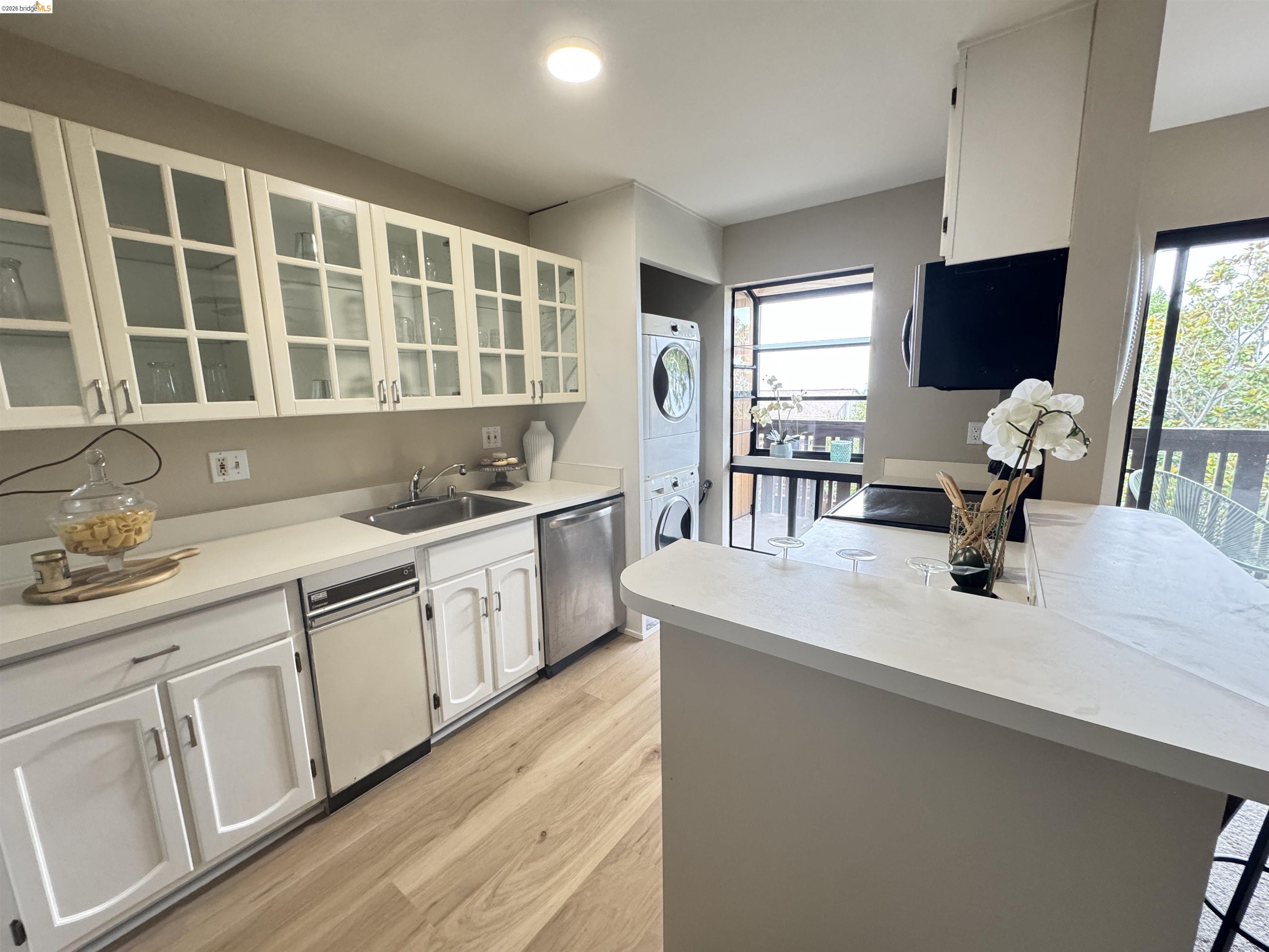 Photo #8: 41139714 Listing: Photo #8