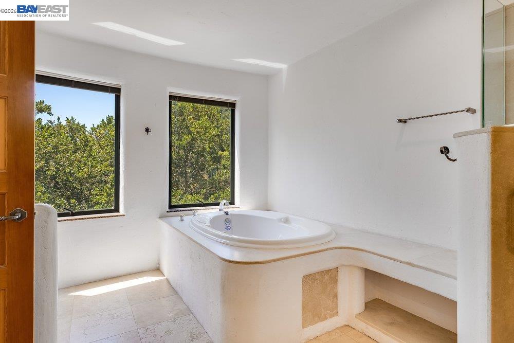 1302 Westview Dr, Berkeley CA 94705 — photo 50
