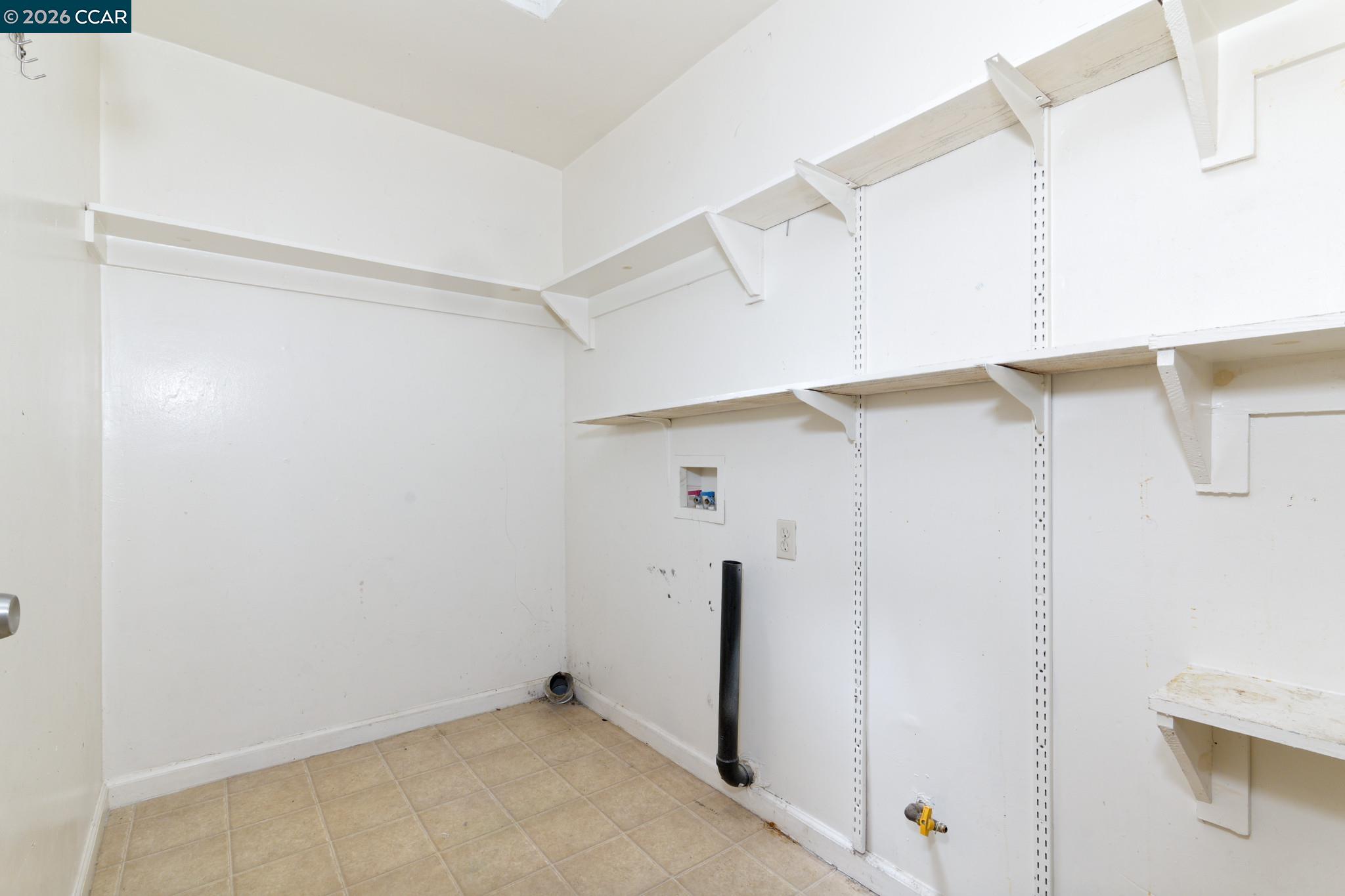 2980 Rollingwood Dr, San Pablo CA 94806 — photo 17