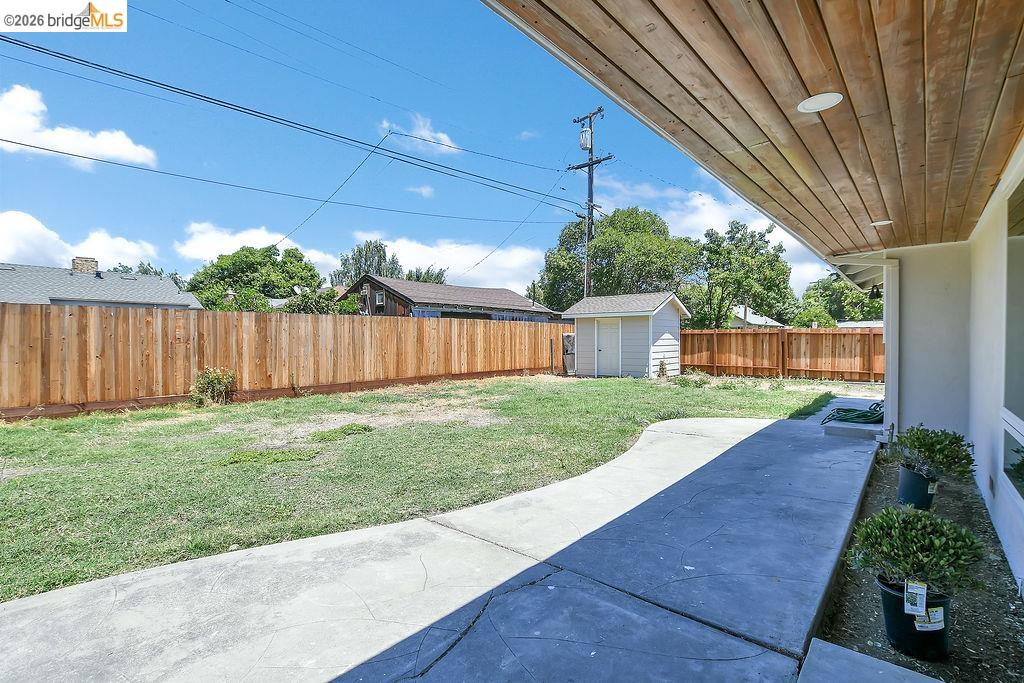 65 E Arcade St, Stockton CA 95204 — photo 20