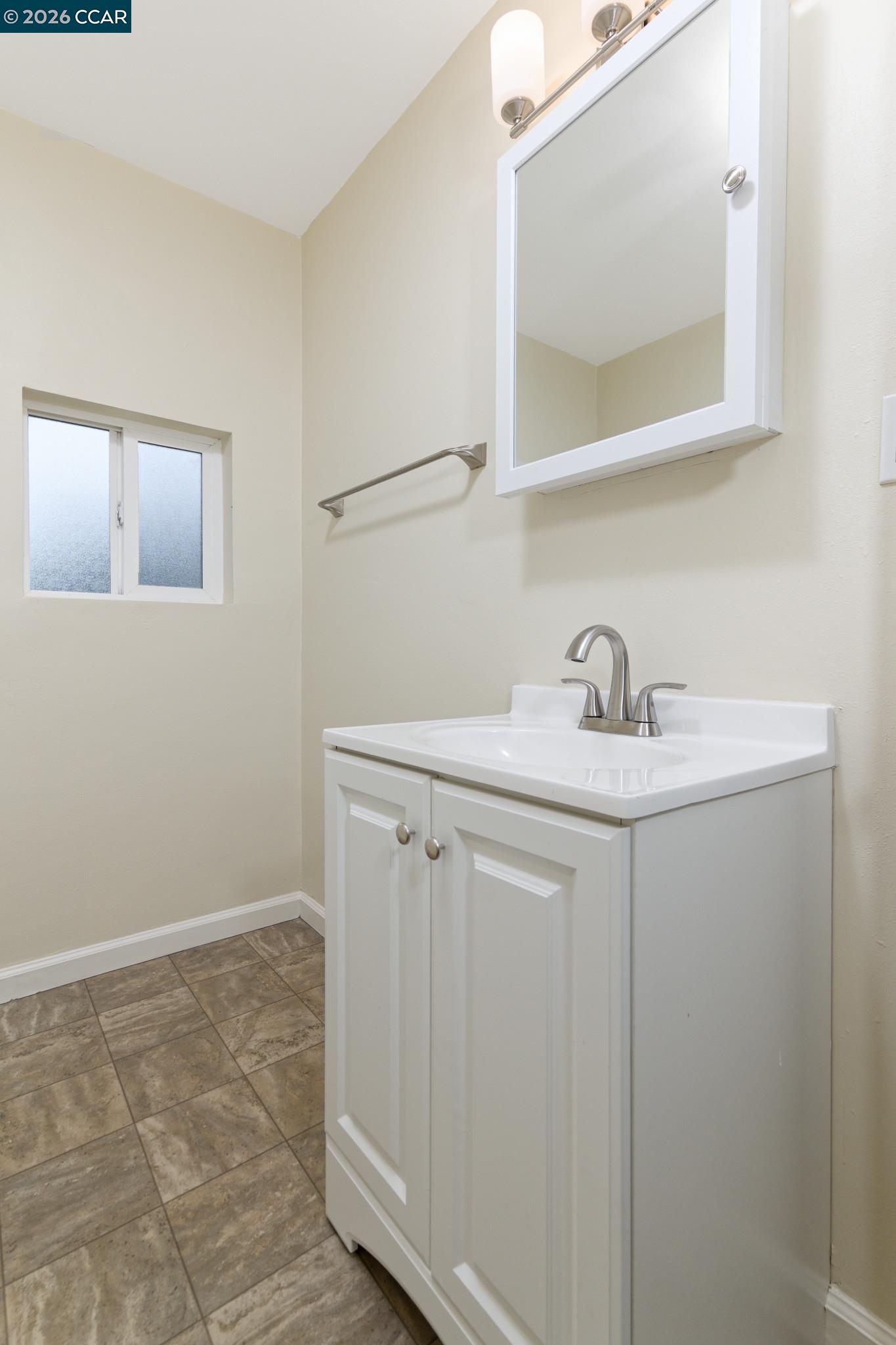 125 Hermosa Ave, Vallejo CA 94589 — photo 5