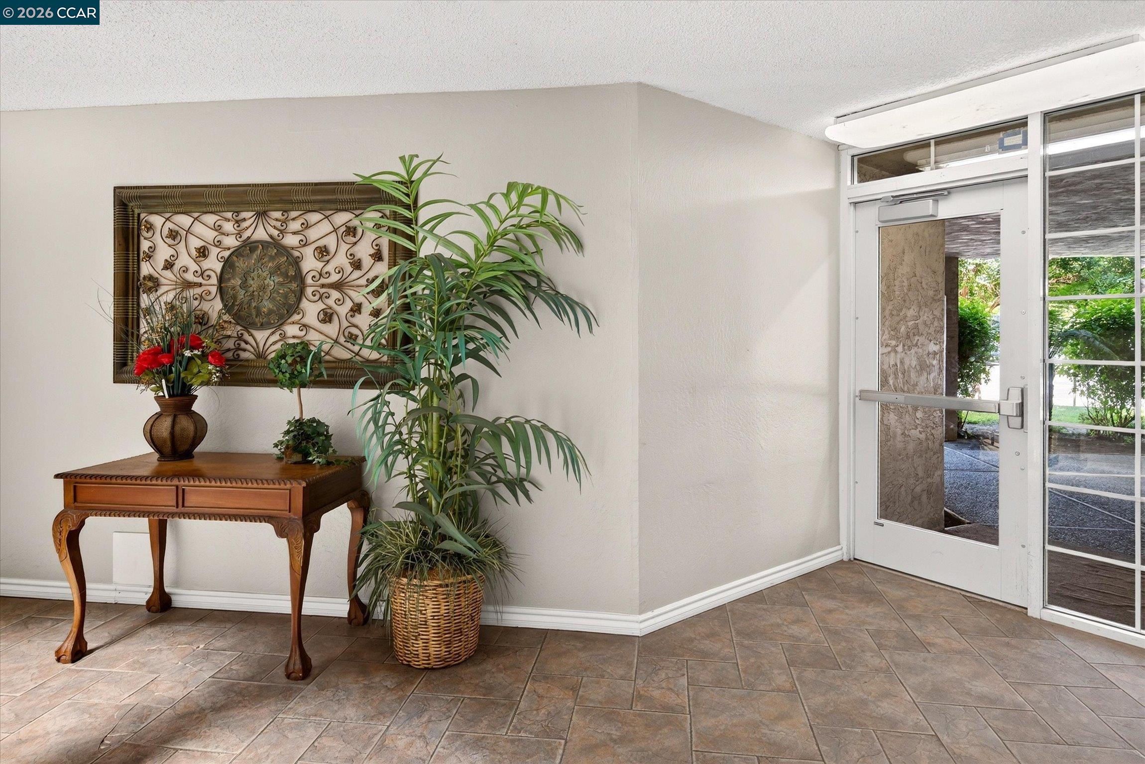 Photo #3: 41139754 Listing: Photo #3