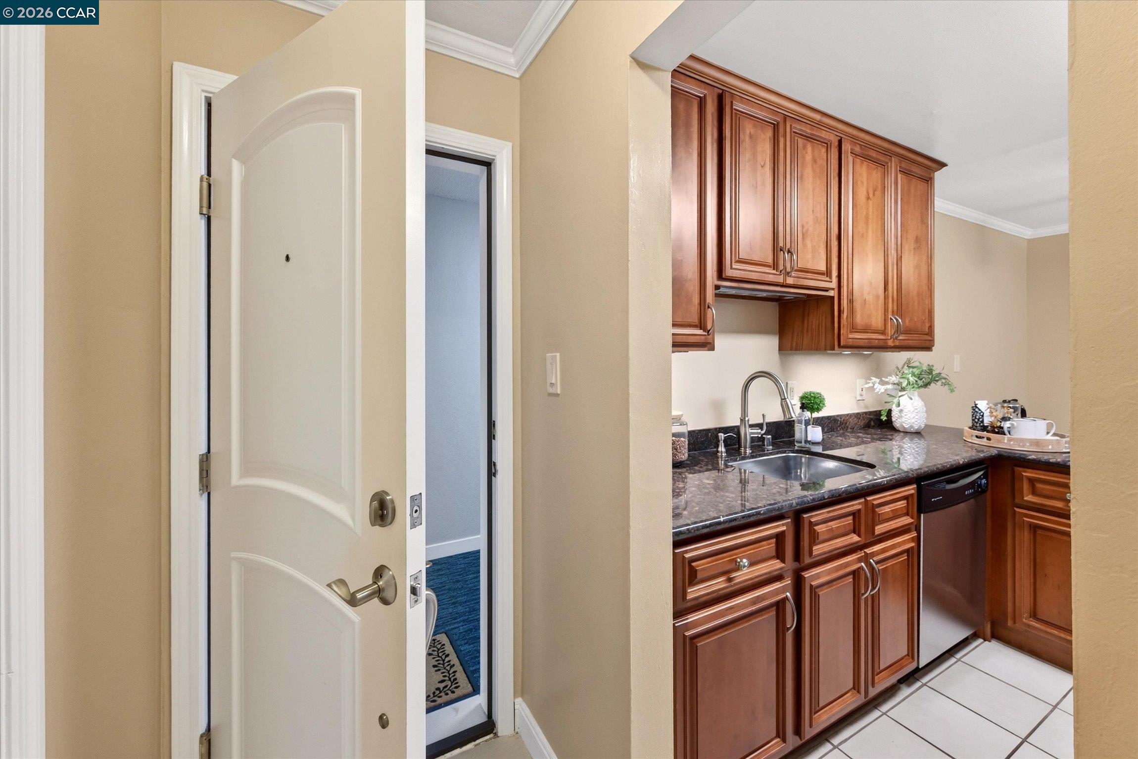 Photo #6: 41139754 Listing: Photo #6