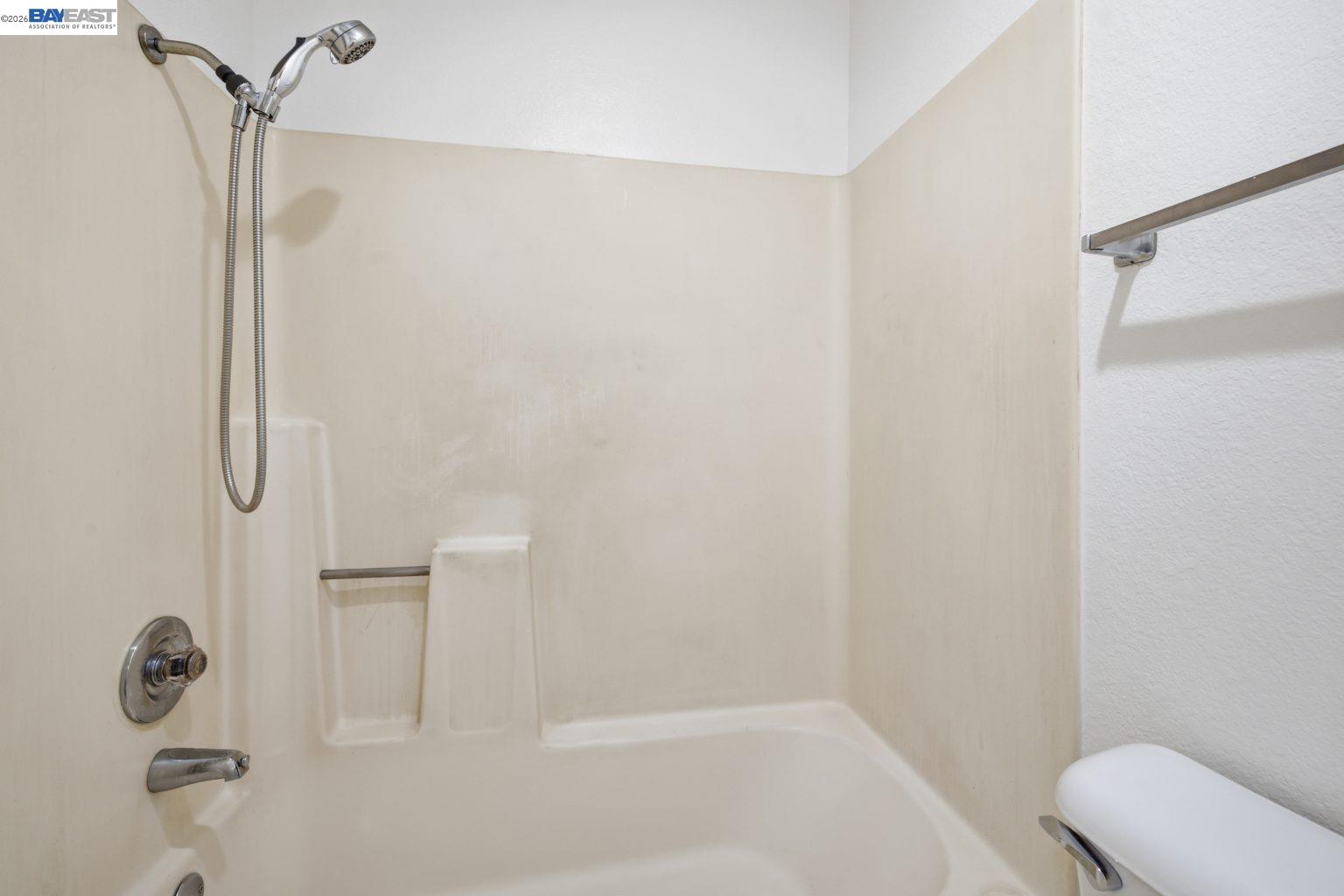 Photo #23: 41139755 Listing: Photo #23