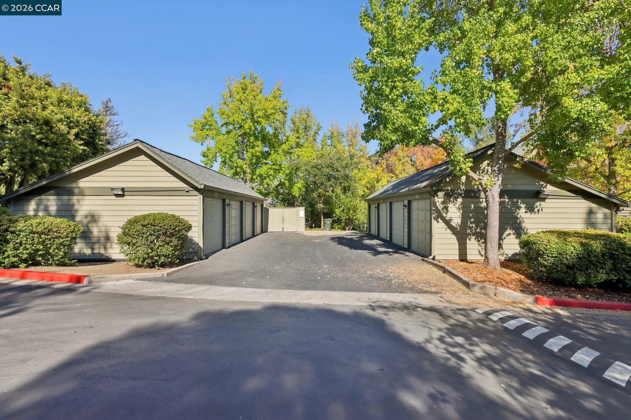Photo #40: 41139791 Listing: Photo #40