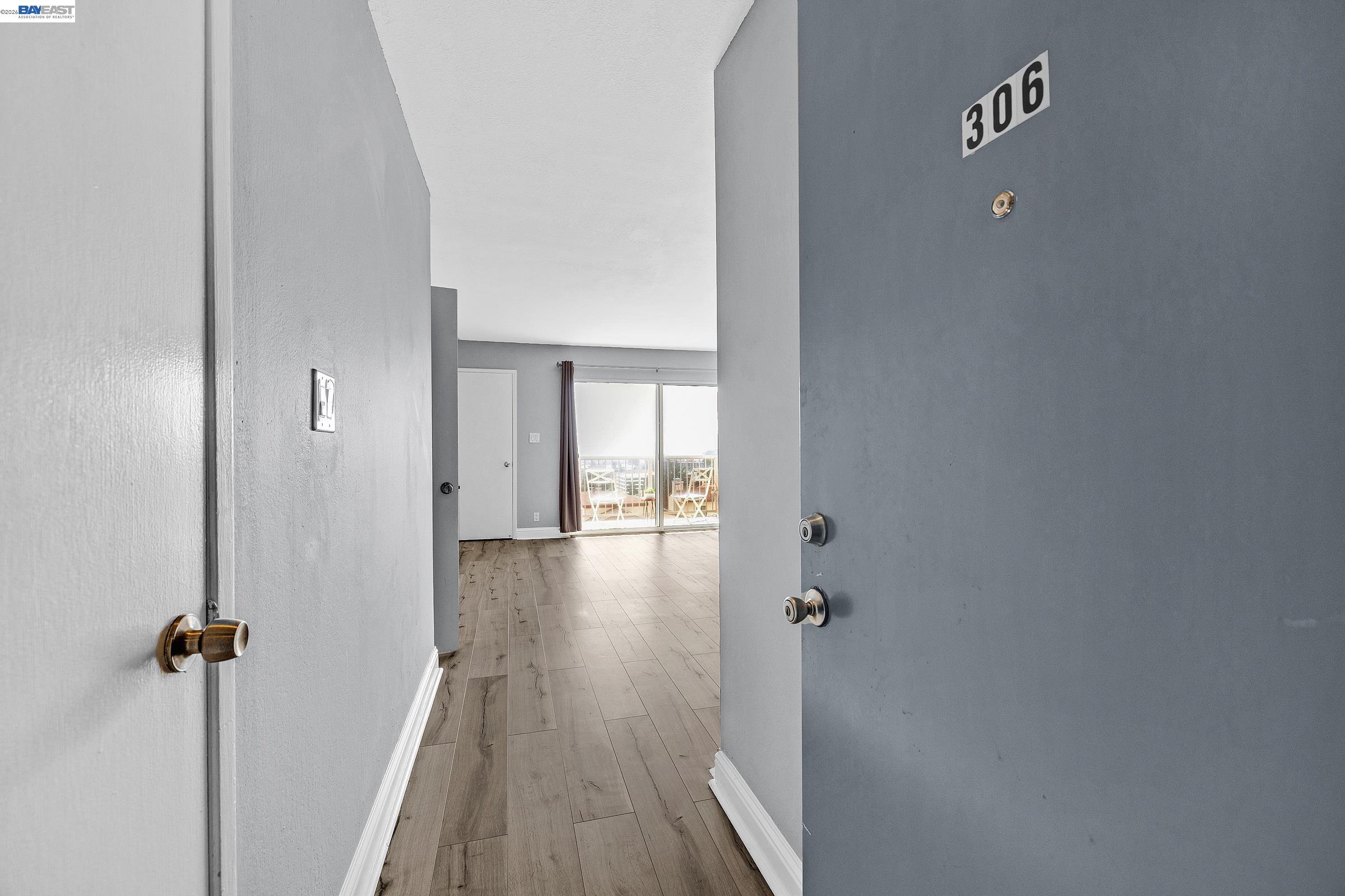 Photo #4: 41139792 Listing: Photo #4